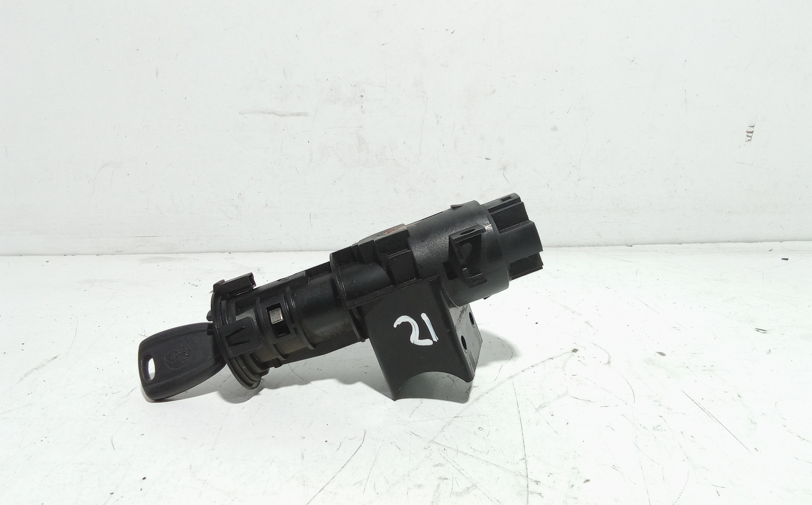 Commutatore Avviamento Con Cilindretti Serrature Usato