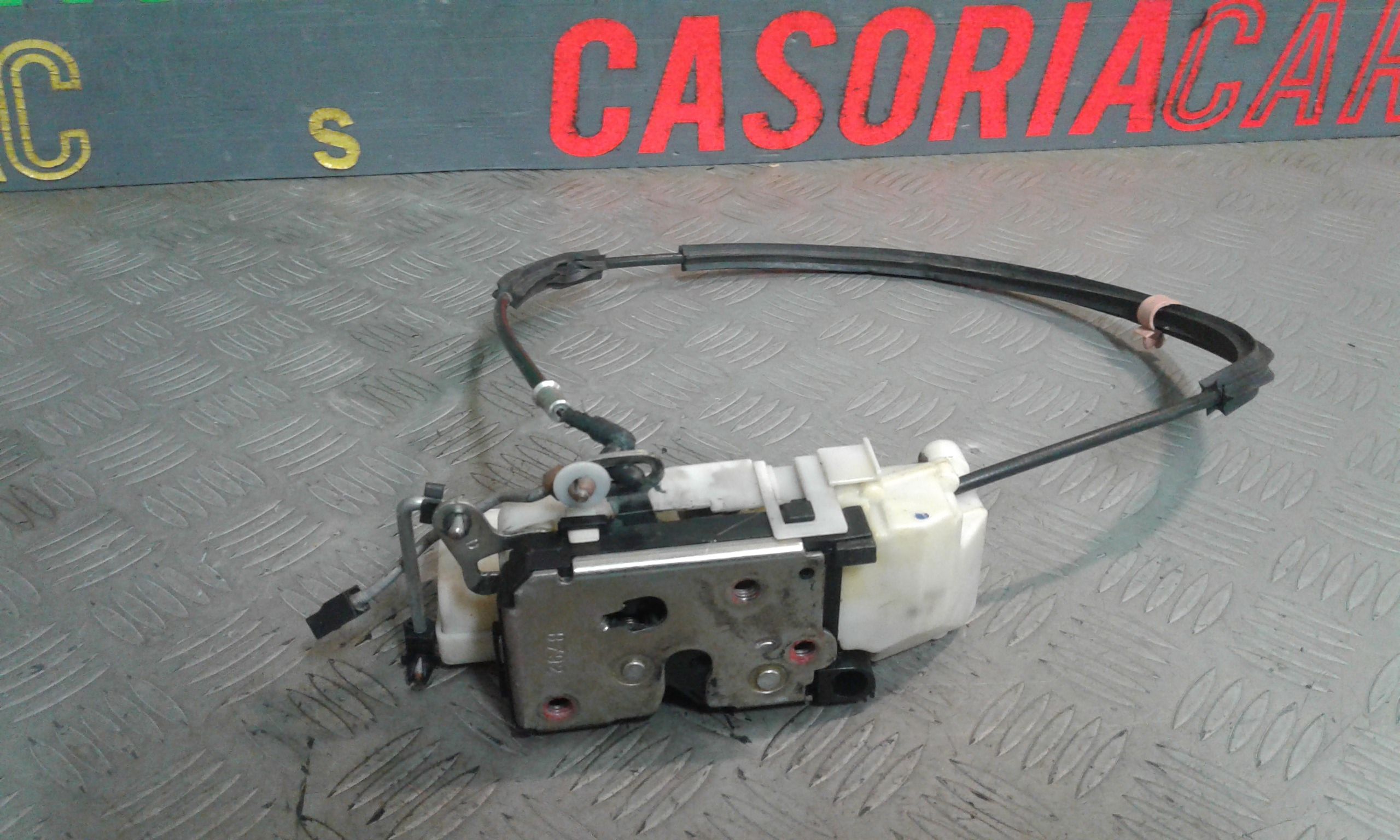 Serratura Porta Ant. Destro 60685353 Usato