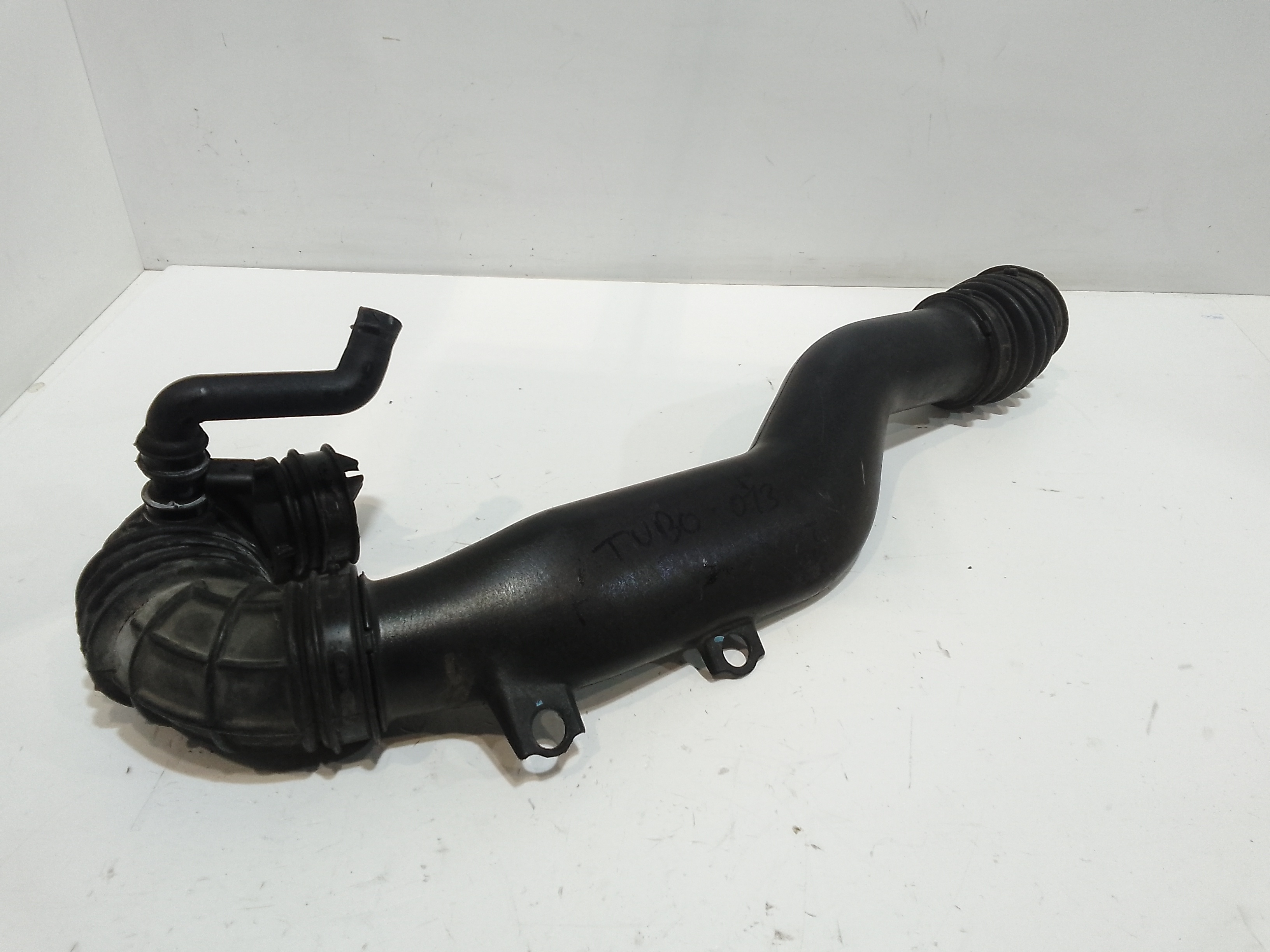 Tubo Entrata Scambiatore Aria/aria K04627313AC Usato