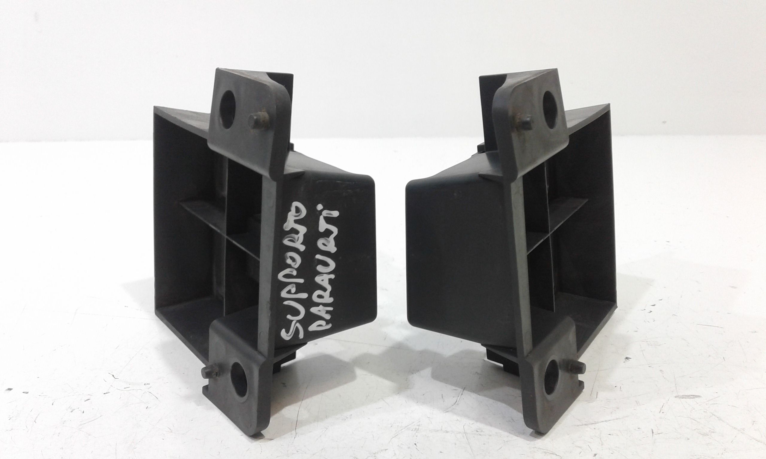 Supporto Paraurti Ant. Usato