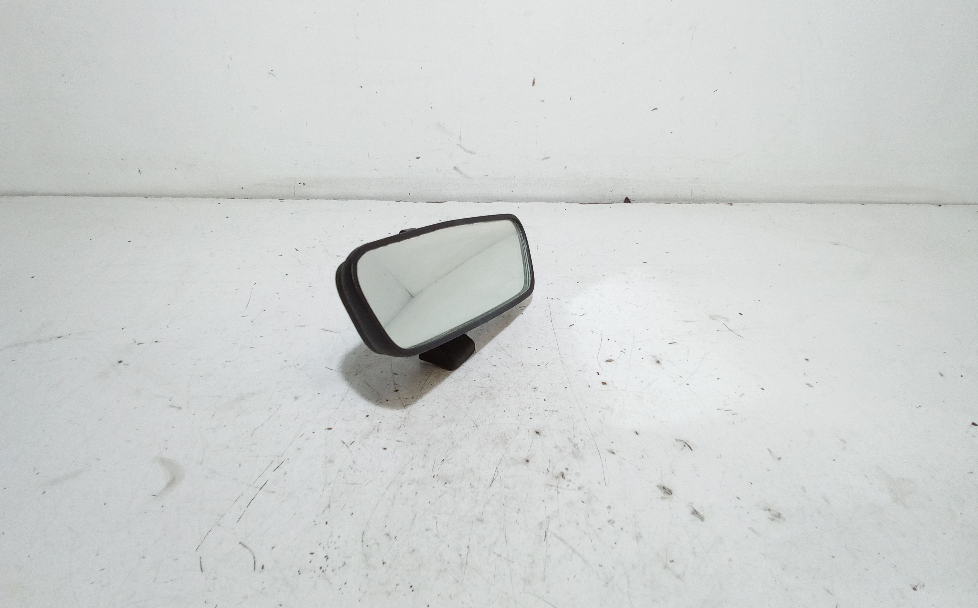 Retrovisore Interno 277981100111 Usato