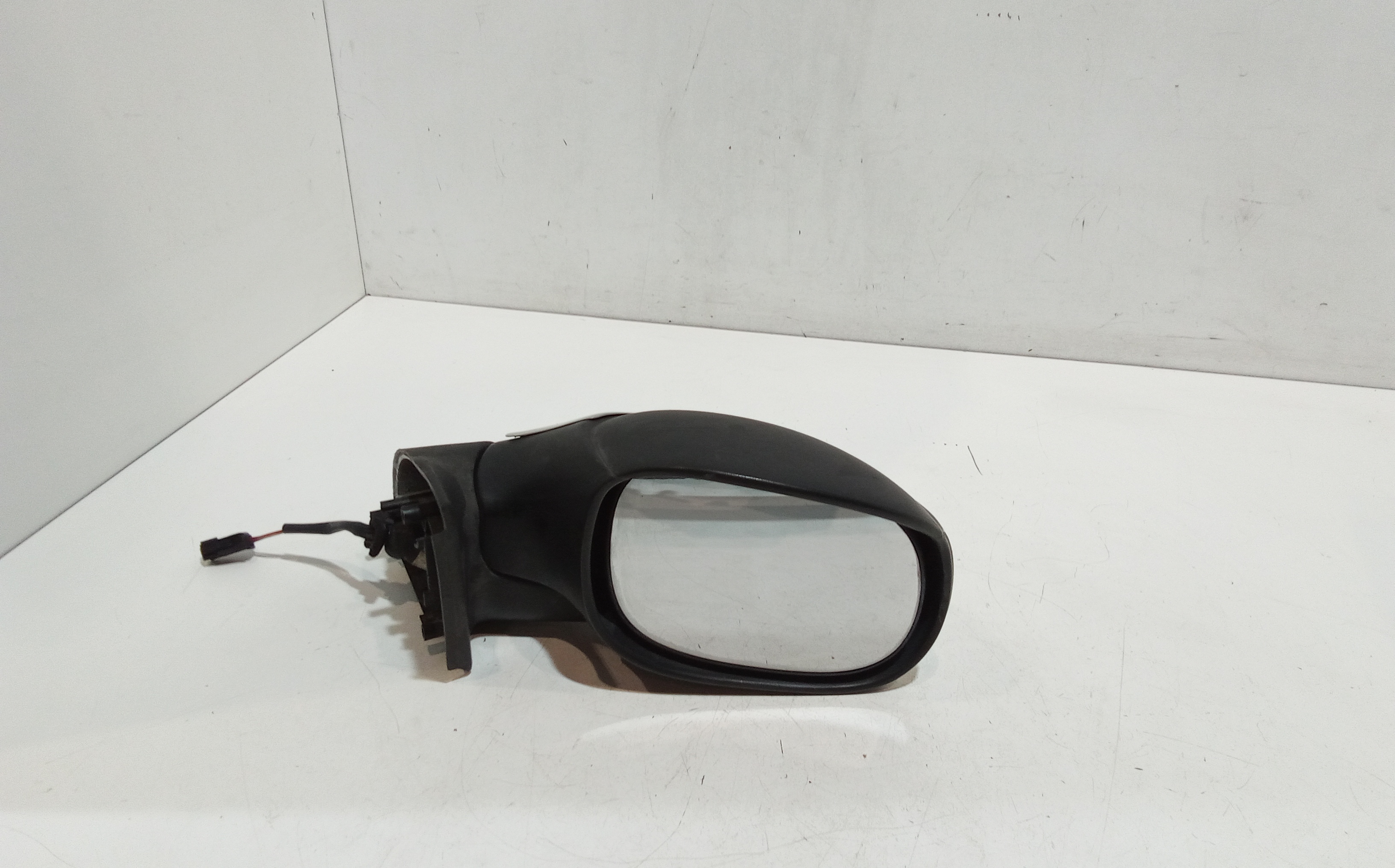 Retrovisore Est. Destro 8149NX Usato