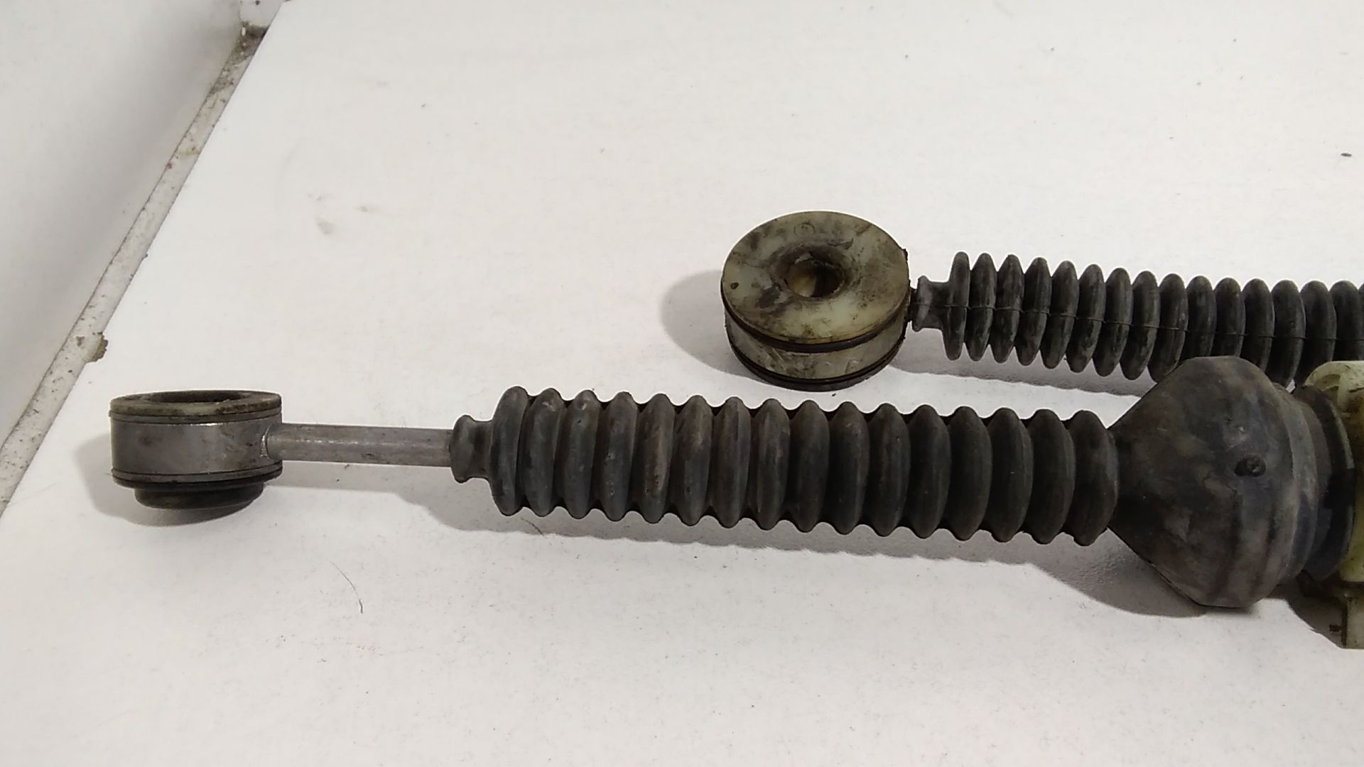 Kit Cavi Comando Leva Cambio 349359296R Usato