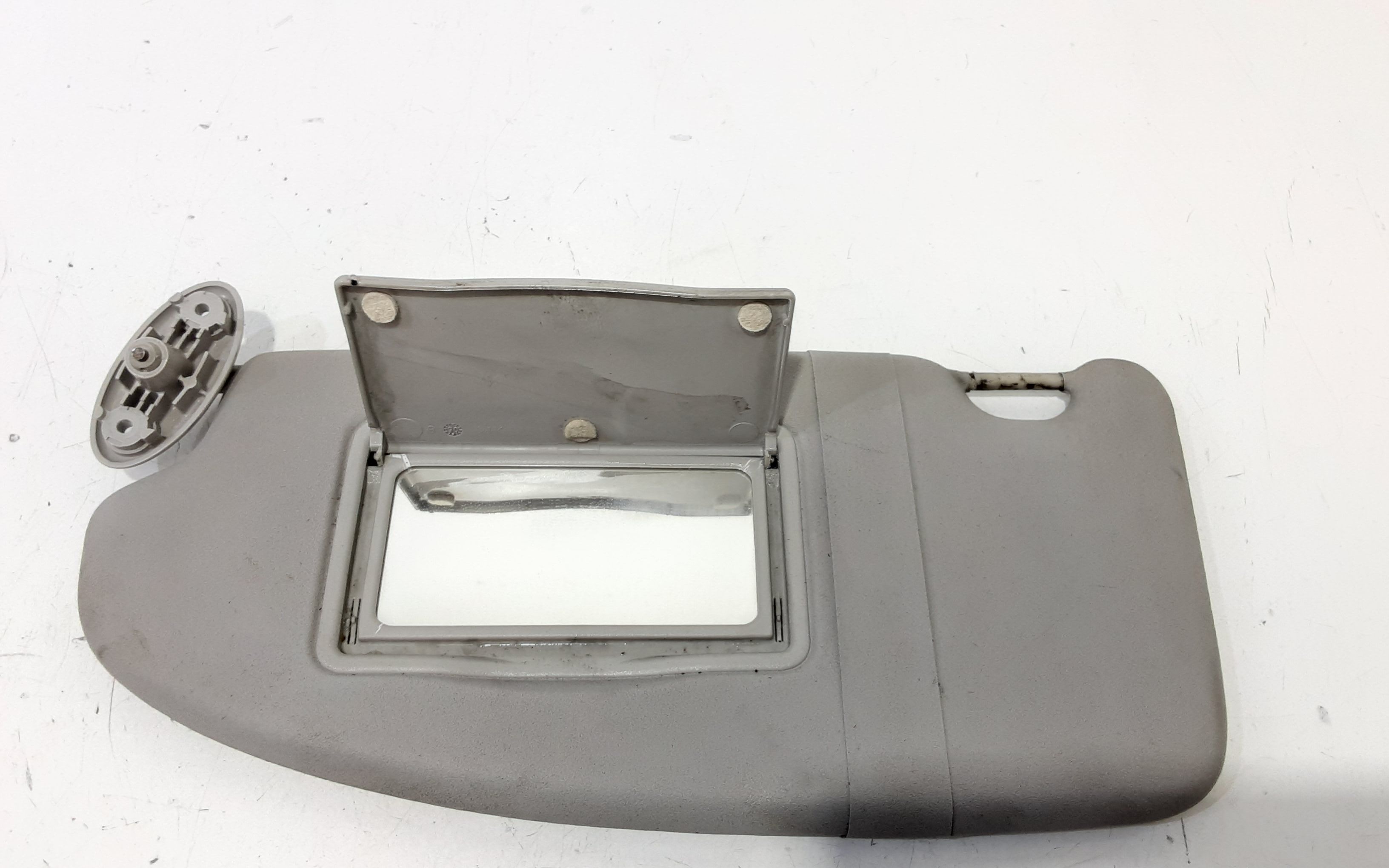 Aletta Parasole Parabrezza Sinistro 1700319 Usato