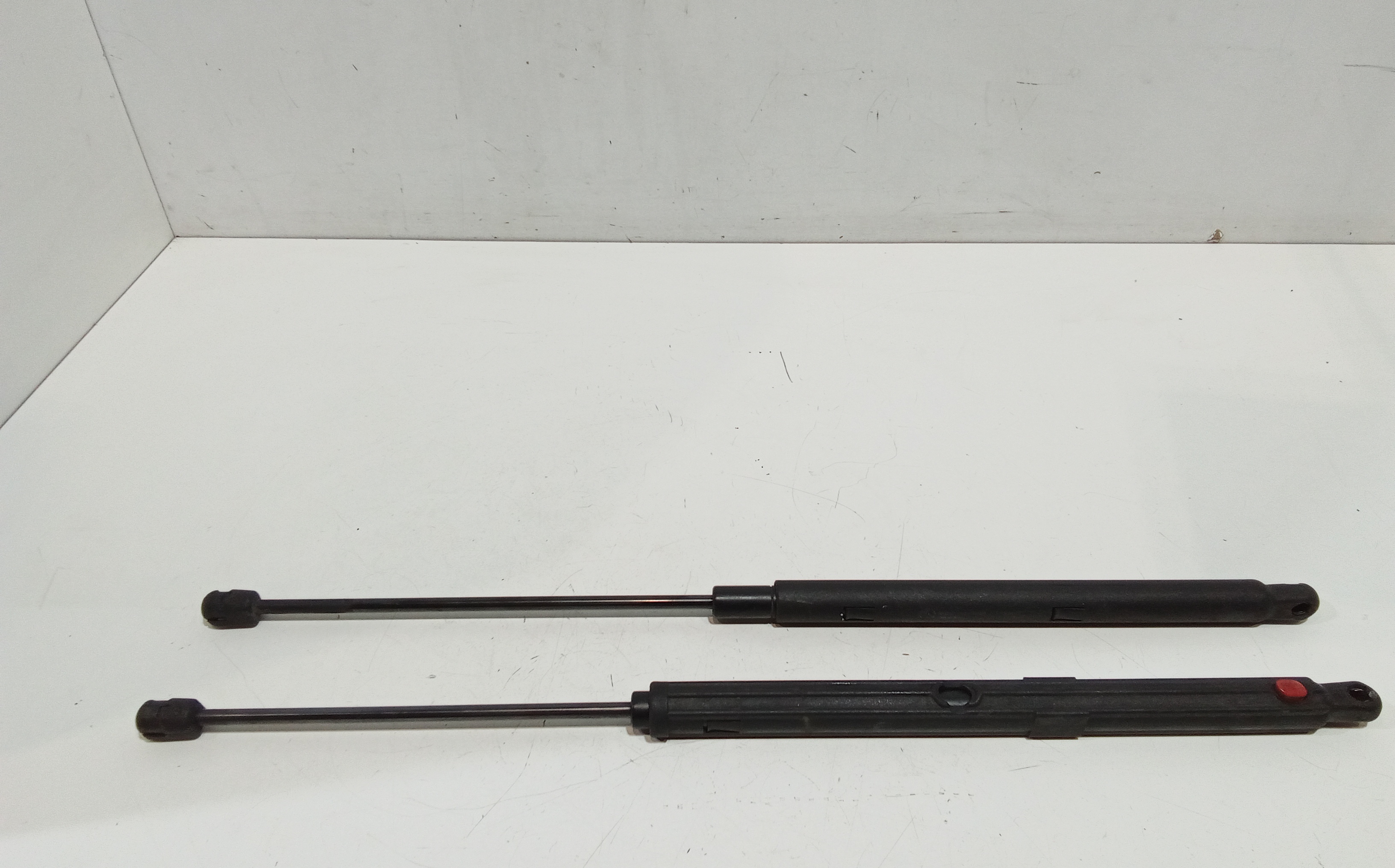 Cerniera Cofano Post. Destro Usato