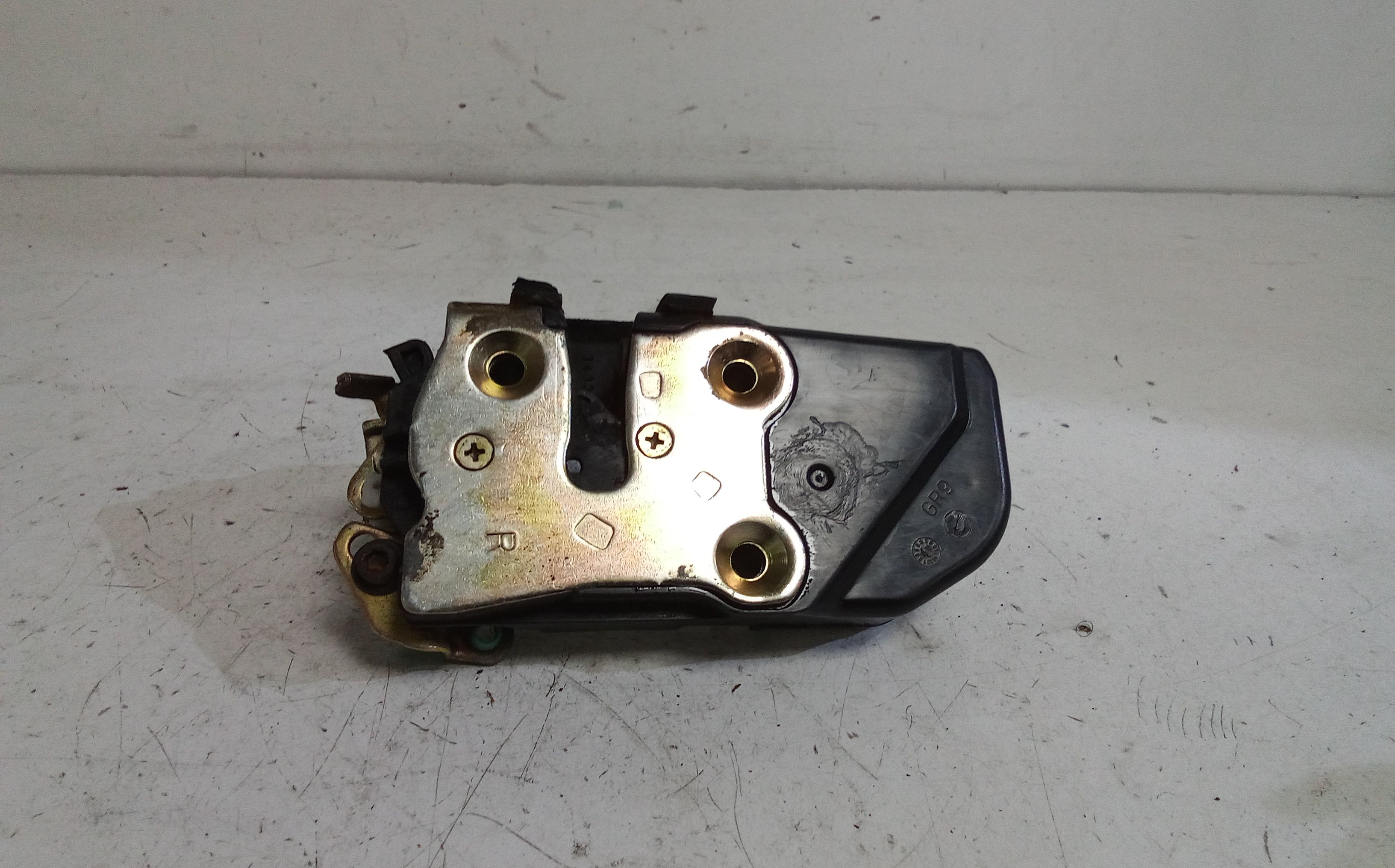 Serratura Porta Ant. Destro K68266958AA Usato