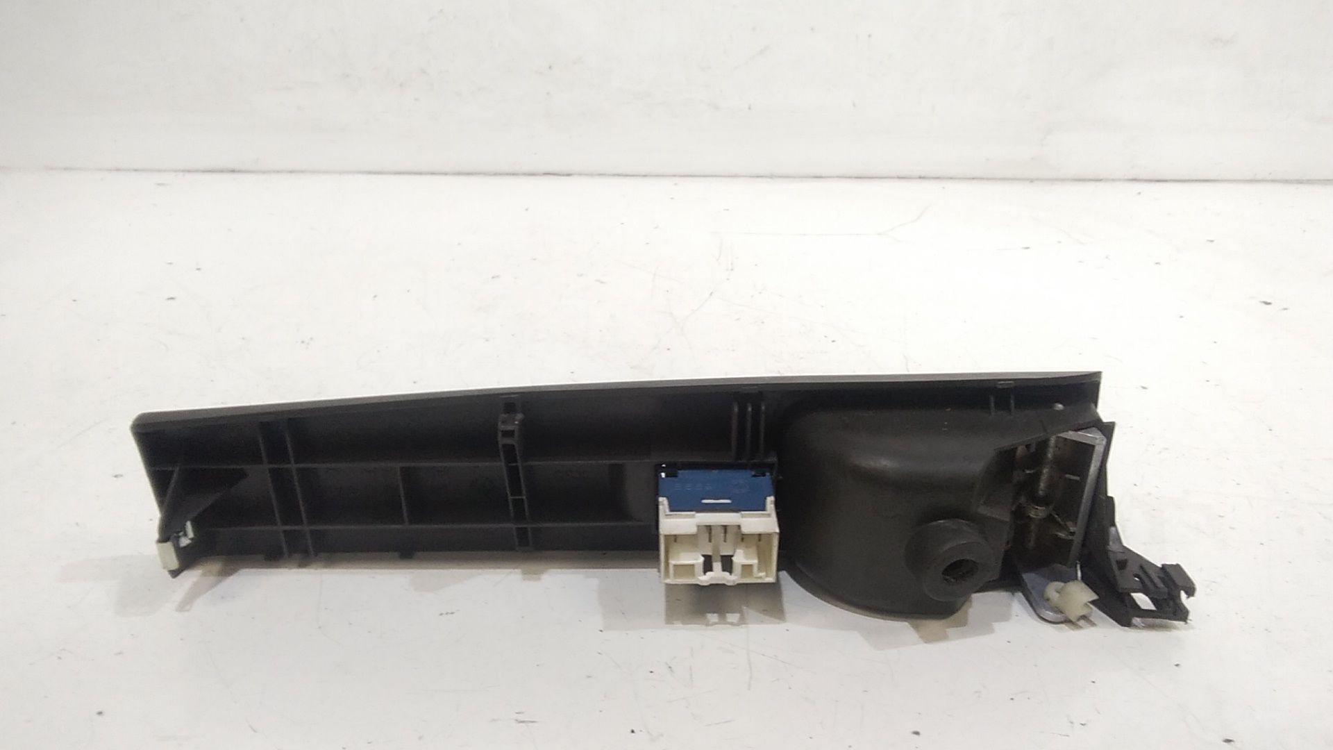 Interruttore Alzacristalli Porta Ant. Destro Usato