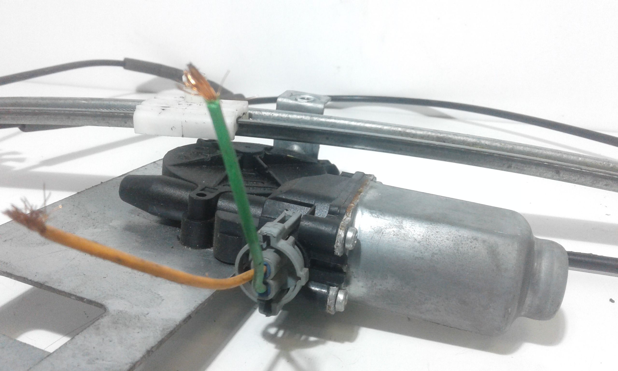 Alzacristallo Porta Ant. Destro 8200291628 Usato