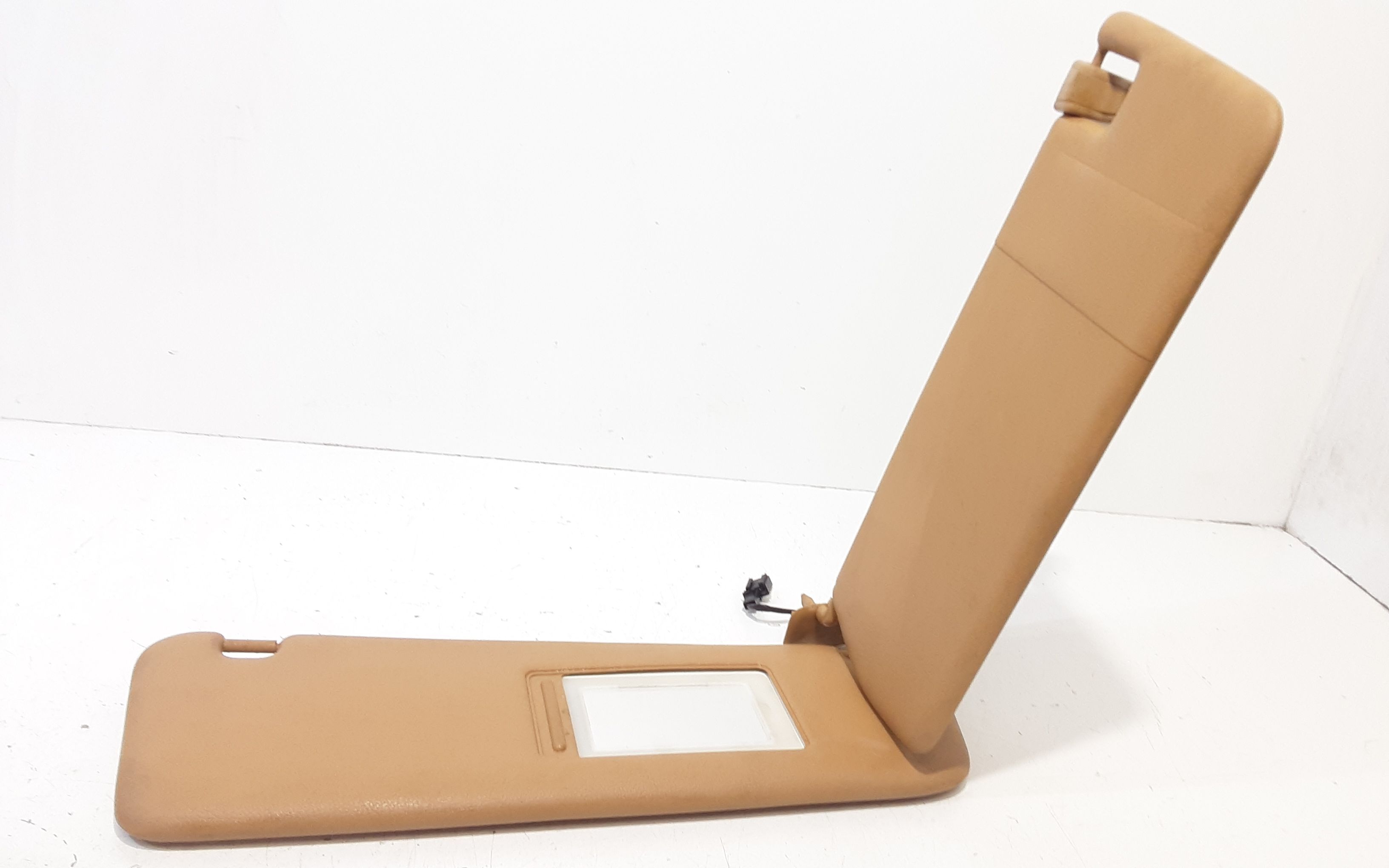 Aletta Parasole Parabrezza Destro 955731136006K1 Usato