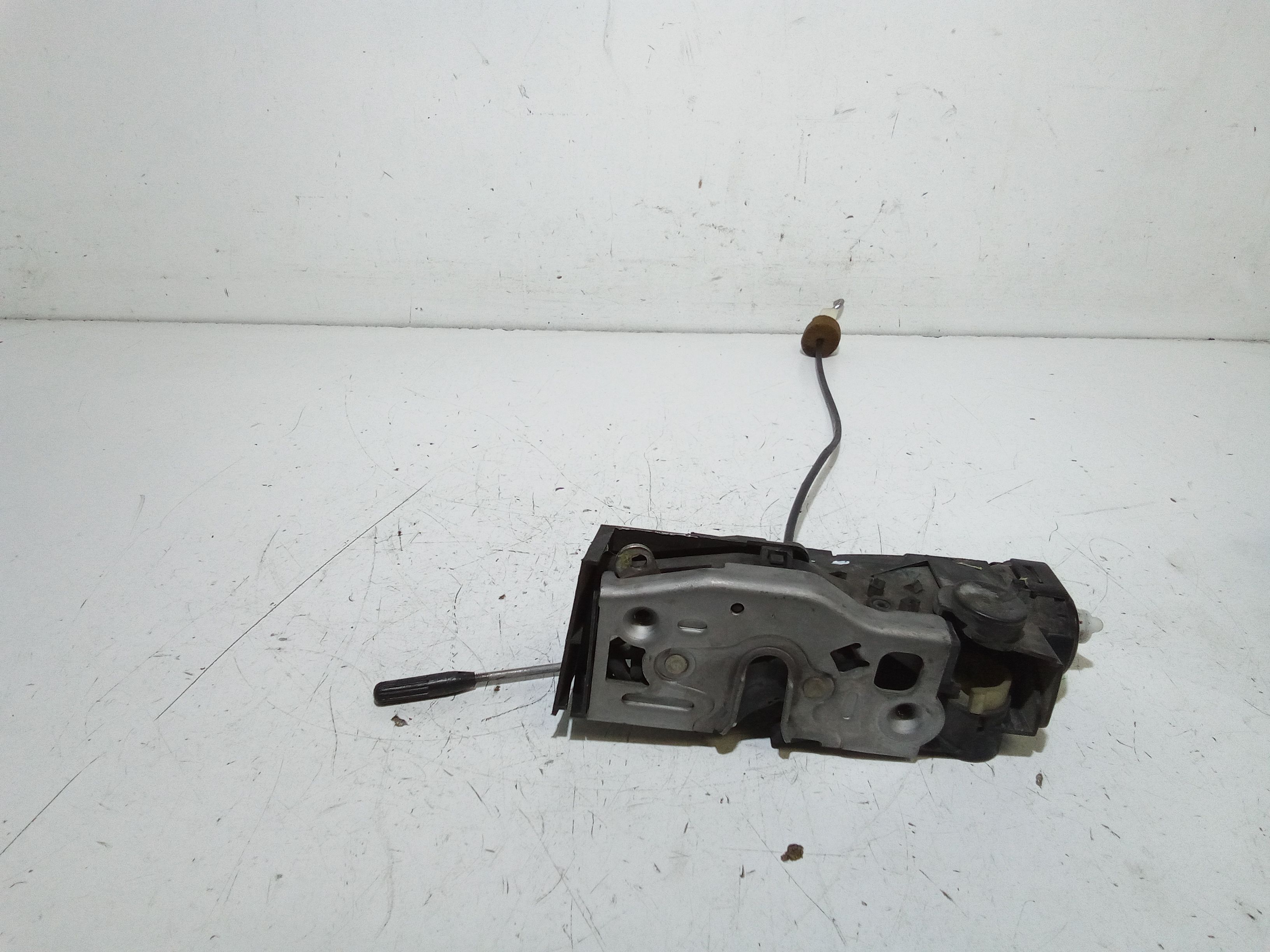 Serratura Porta Ant. Destro A1687202235 Usato