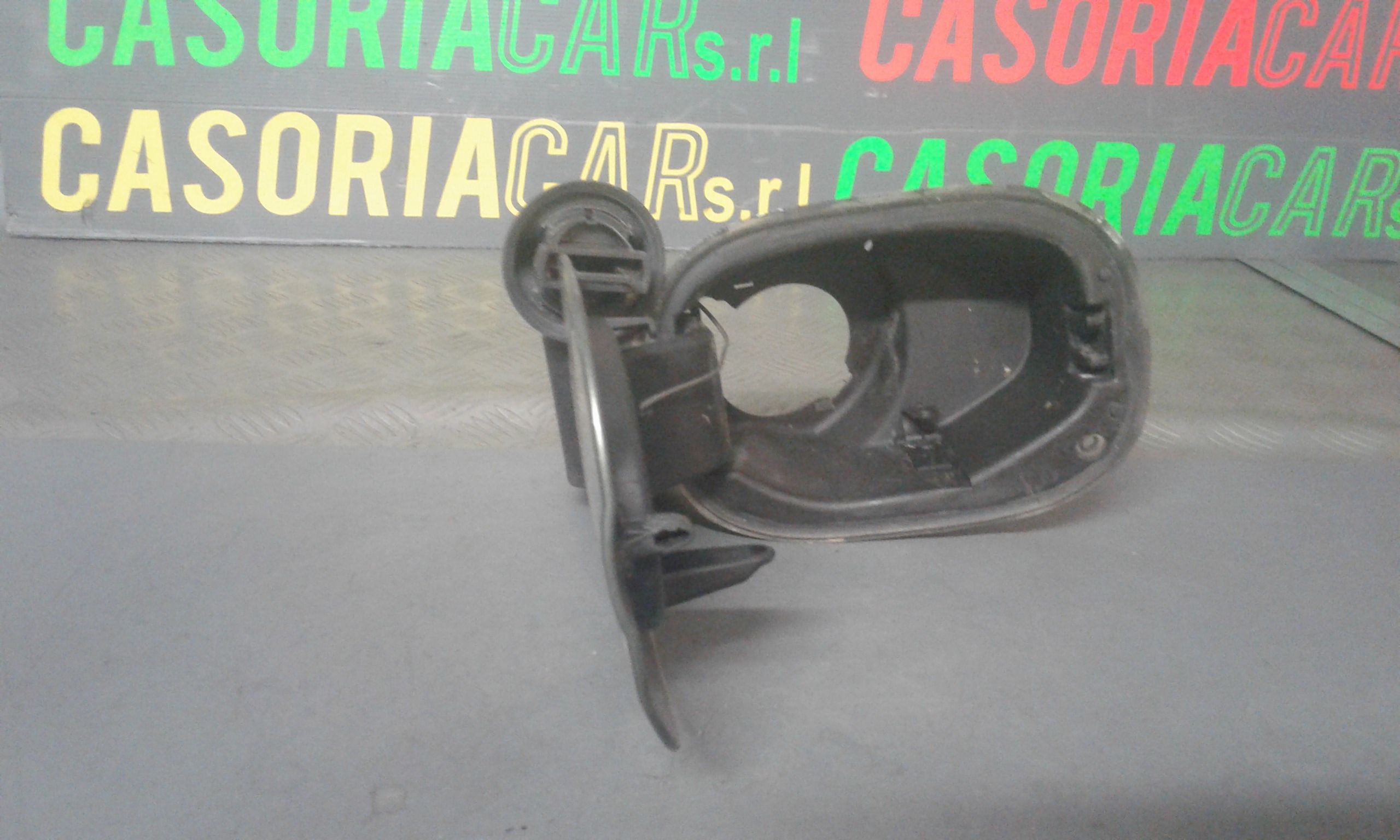 Sportello Carburante 8200213437 Usato