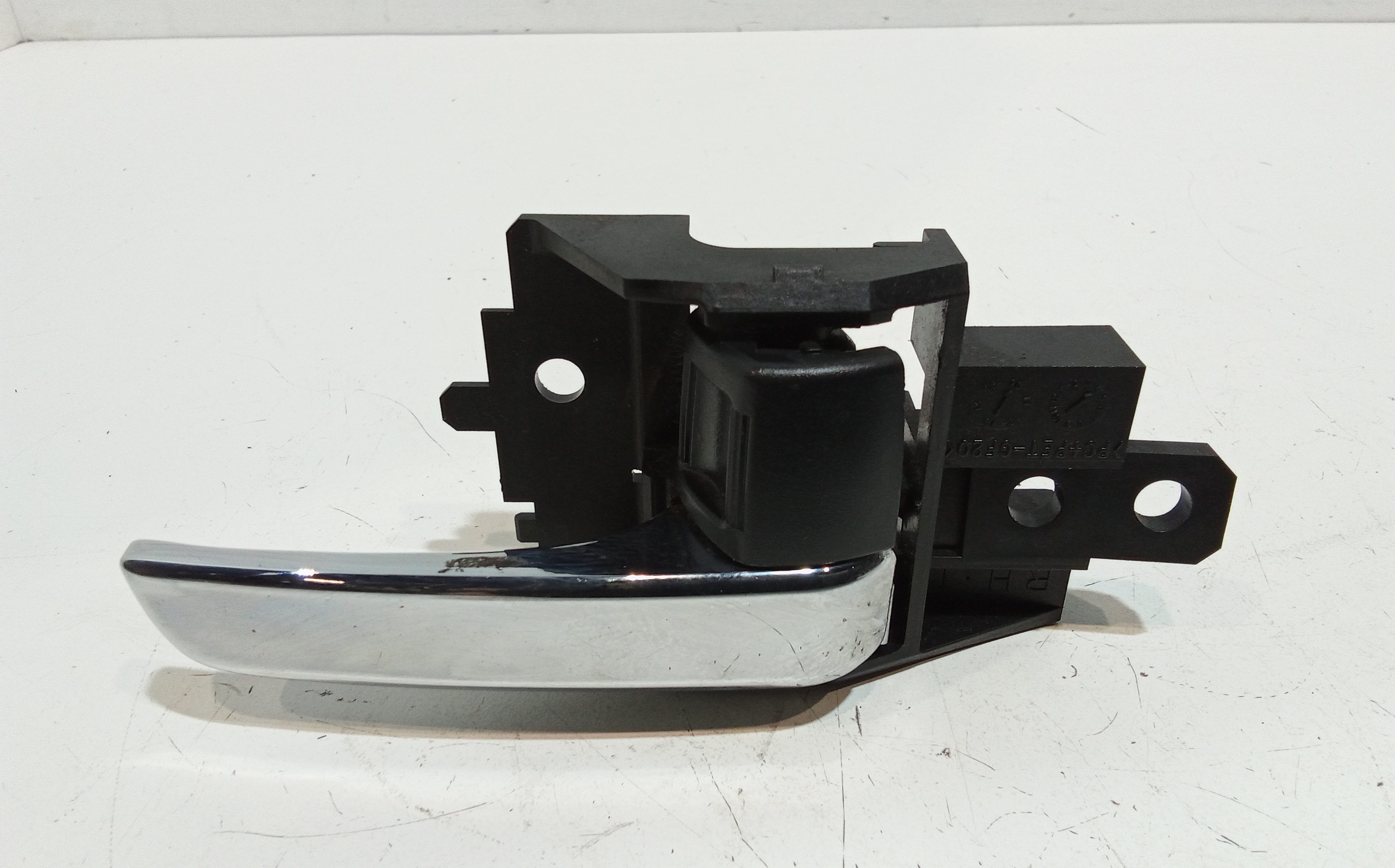 Maniglia Int. Apertura Porta Ant. Destro Usato