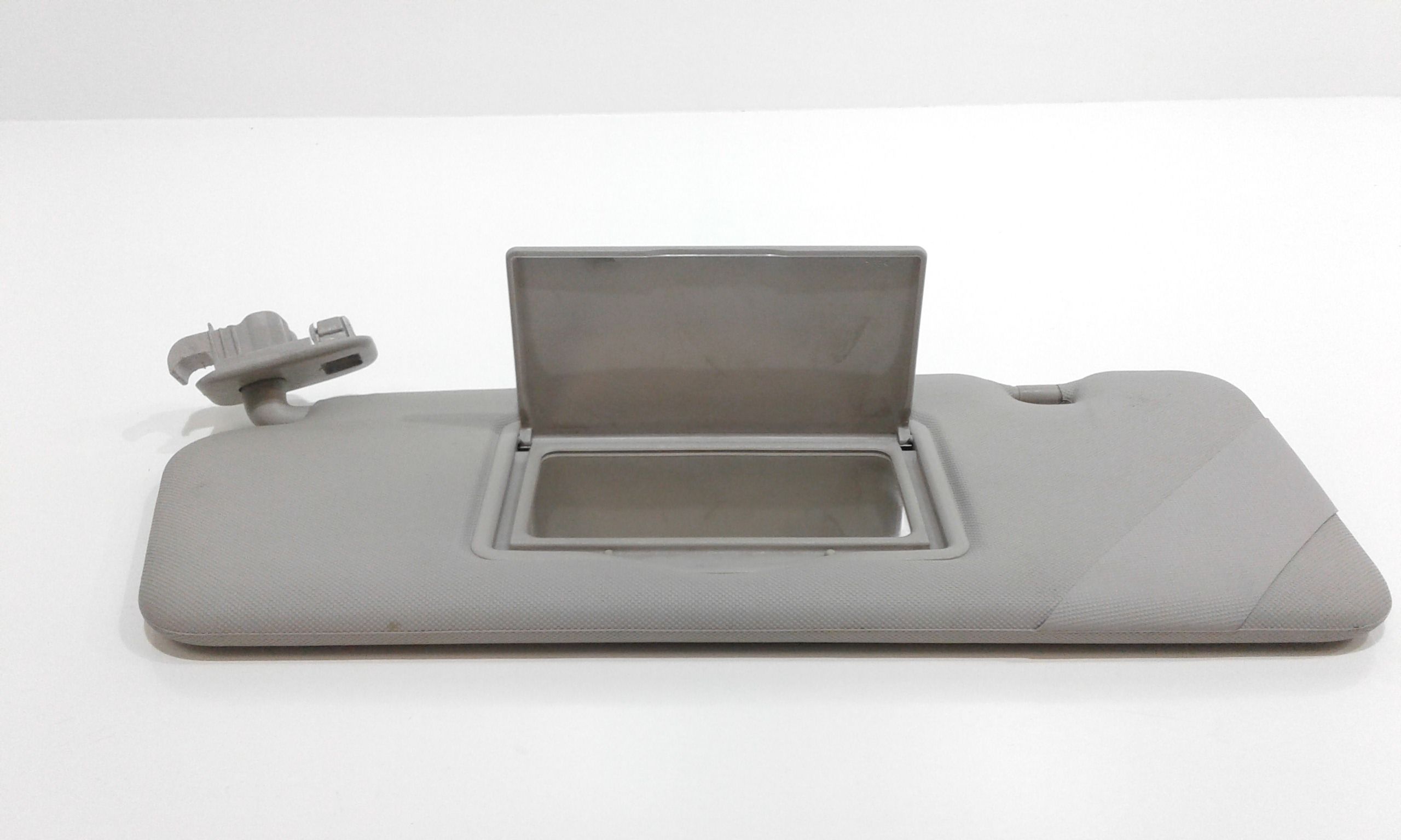 Aletta Parasole Parabrezza Sinistro 964012136R Usato