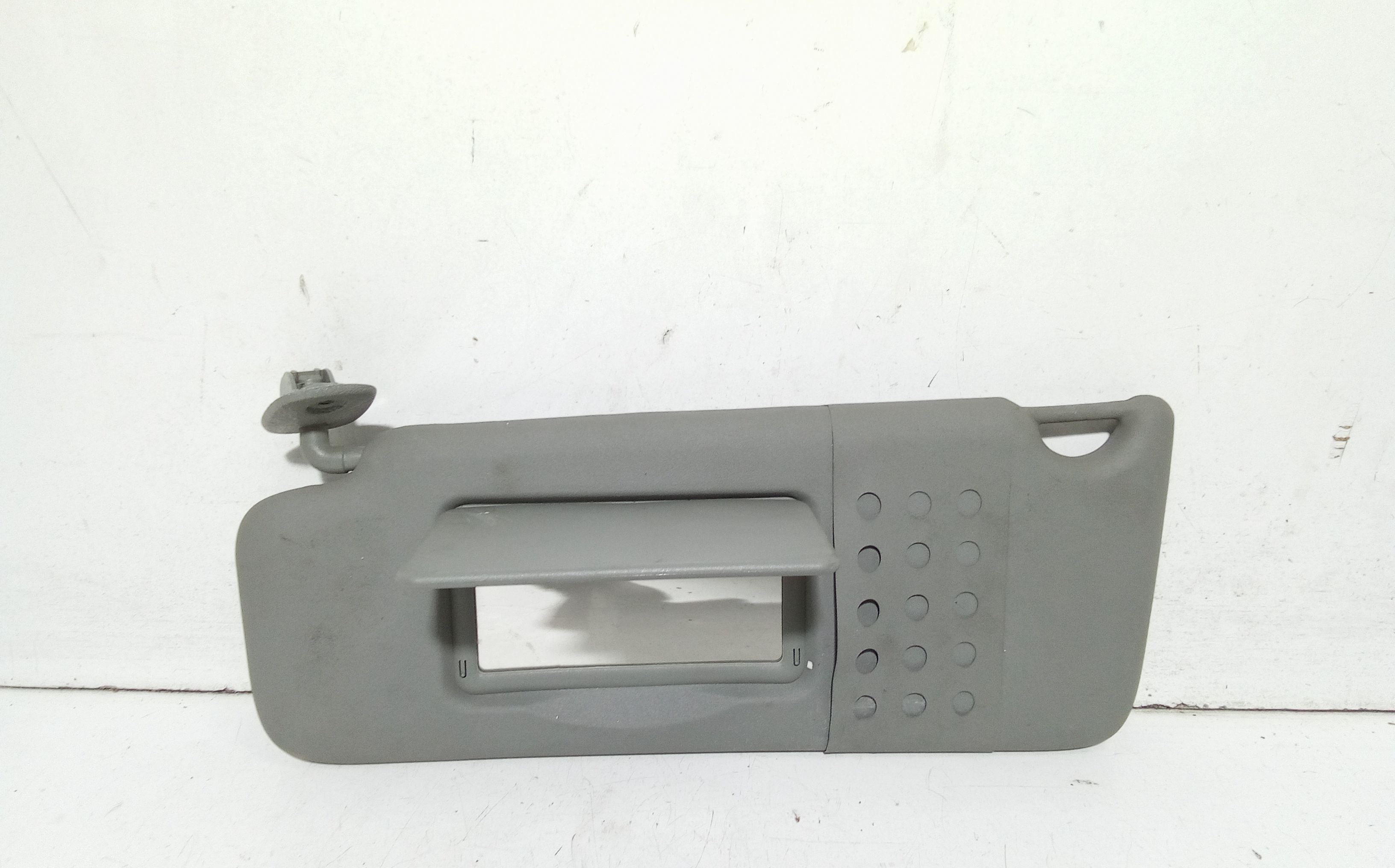 Aletta Parasole Parabrezza Sinistro 8200249085 Usato