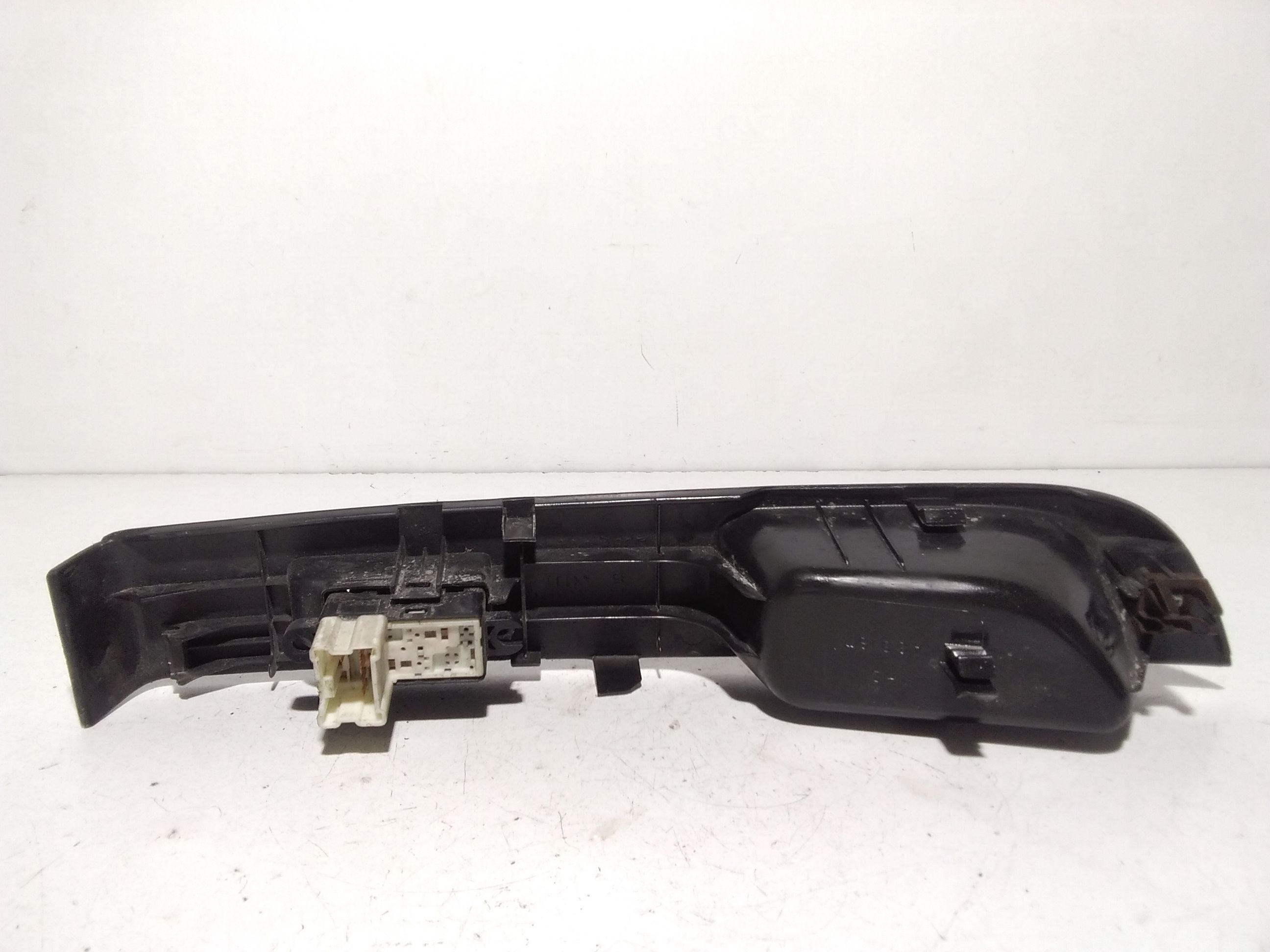 Interruttore Alzacristalli Porta Ant. Destro Usato