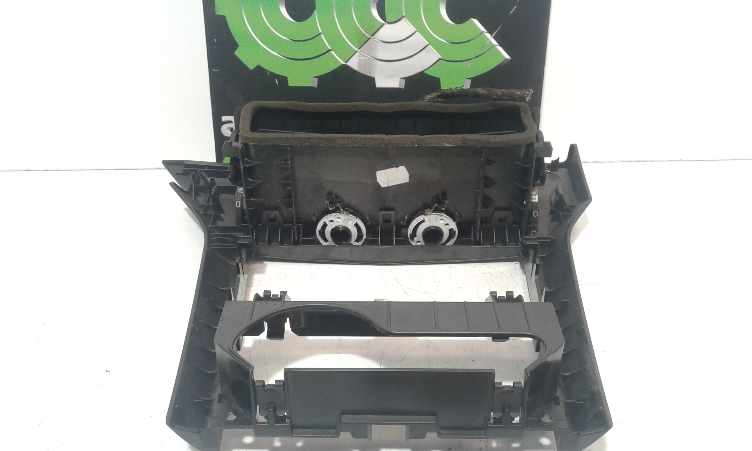 Rivestimento Centr. Cruscotto, Mascherina Portastrumenti Centr. Cruscotto Usato