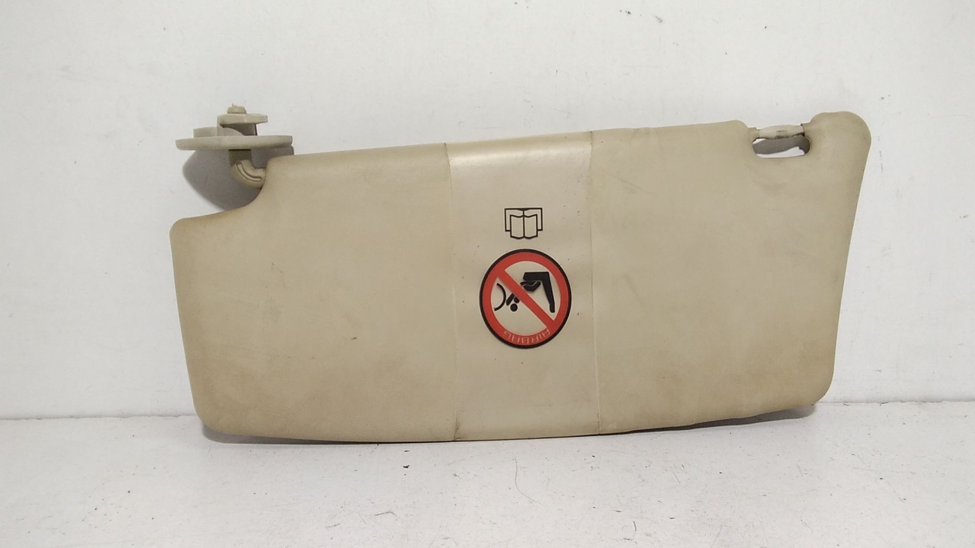 Aletta Parasole Parabrezza Destro 735407871 Usato