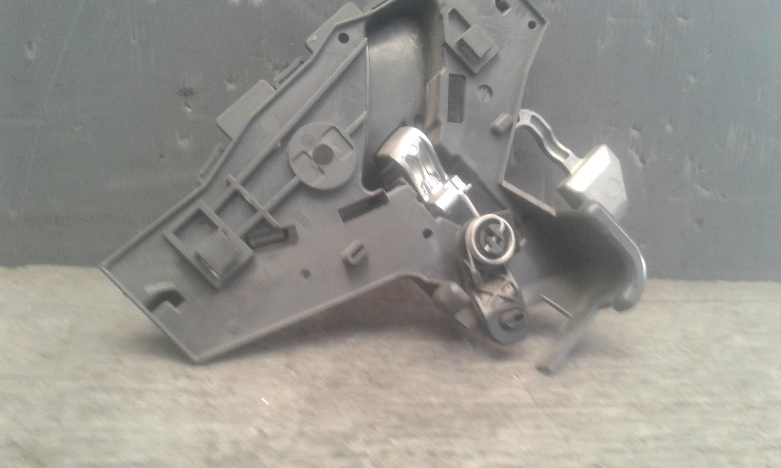 Maniglia Int. Apertura Porta Post. Destro 9143E1 Usato