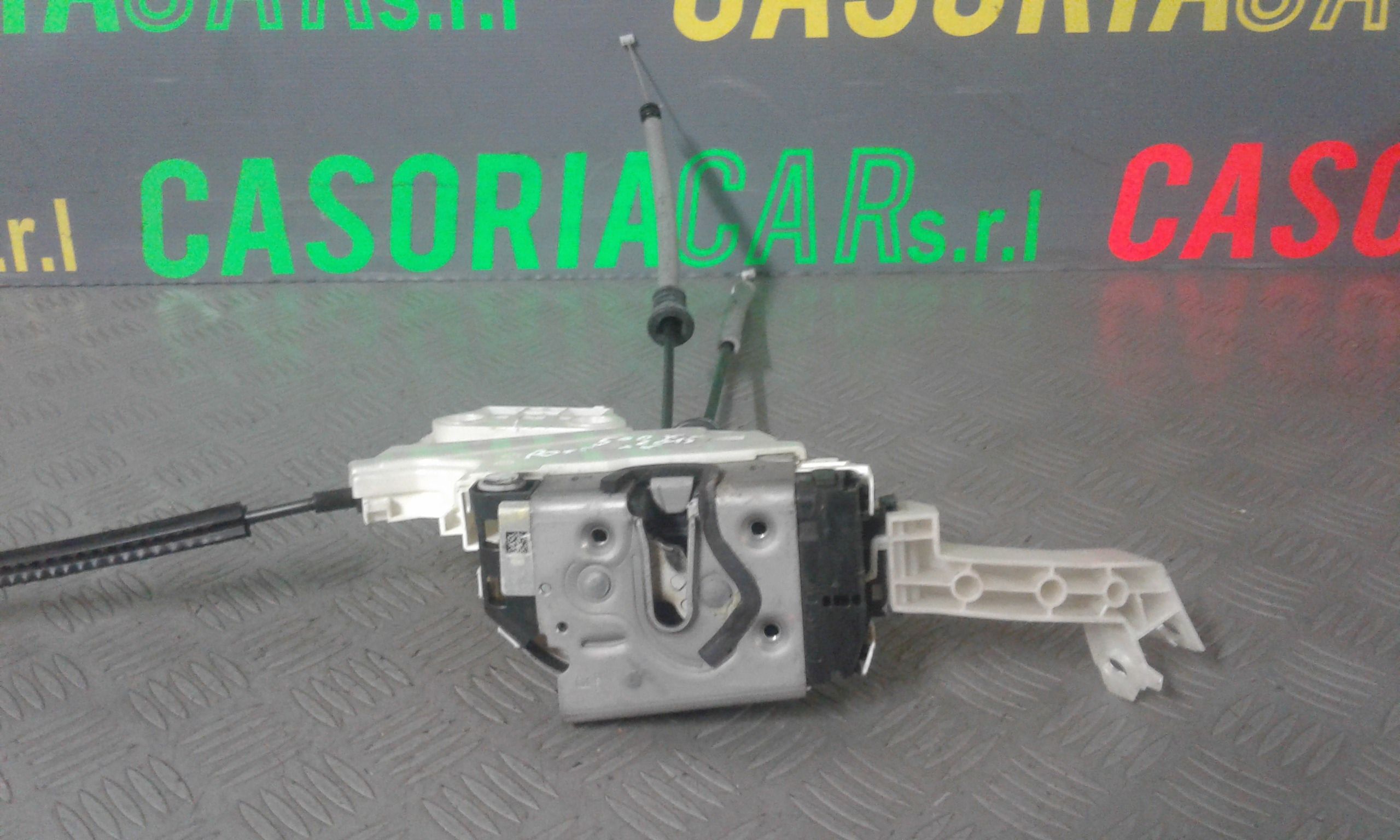 Serratura Porta Post. Destro 52139906 Usato