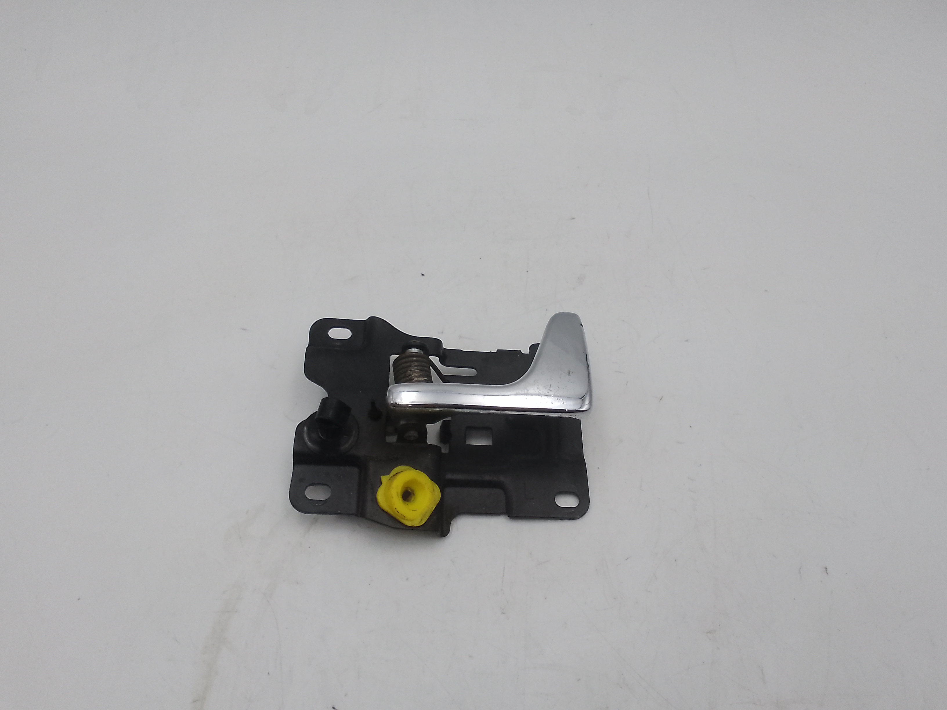 Maniglia Int. Apertura Porta Ant. Sinistro FVC101890LPZ Usato