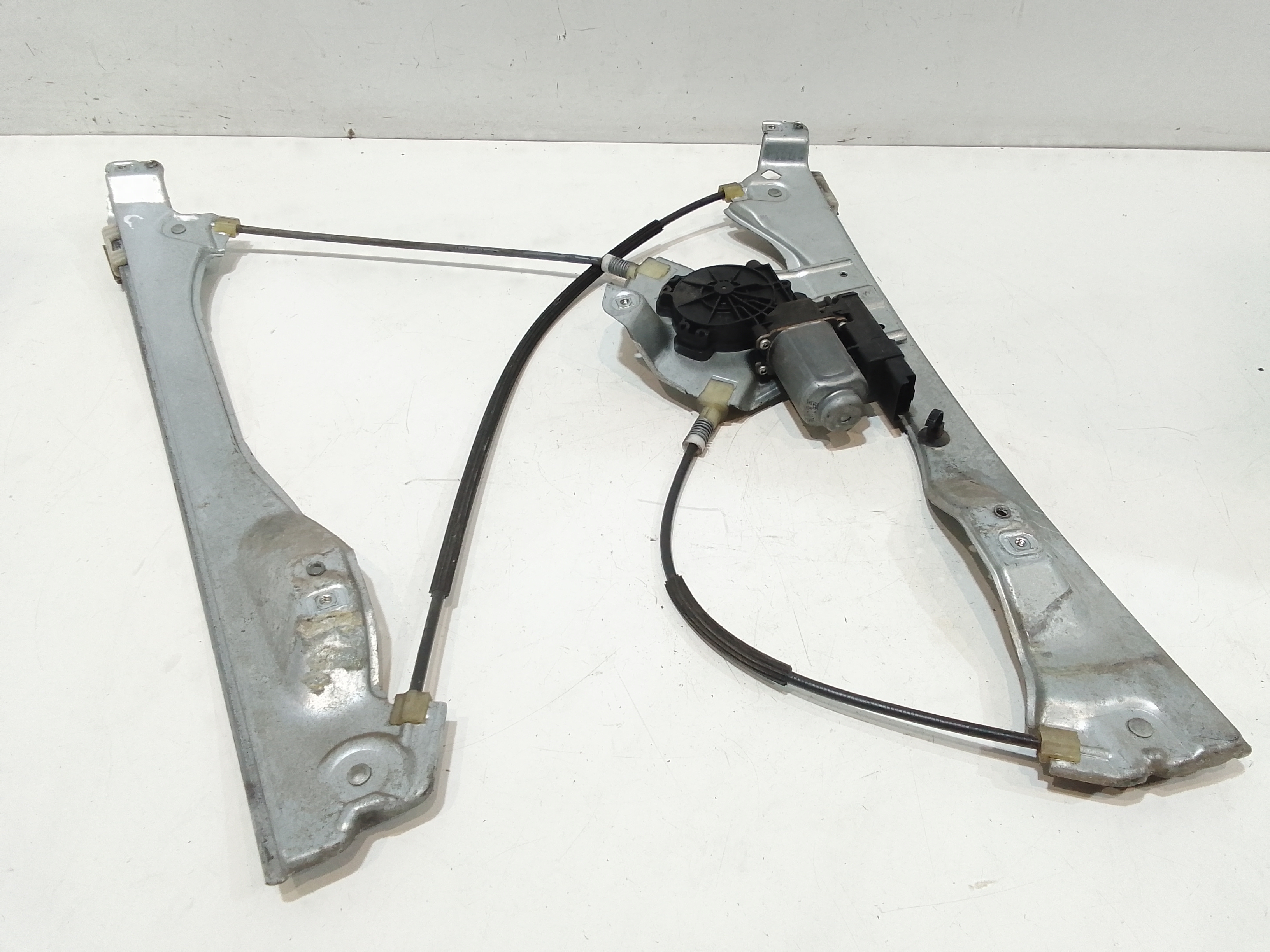 Alzacristallo Porta Ant. Sinistro 8200291625 Usato