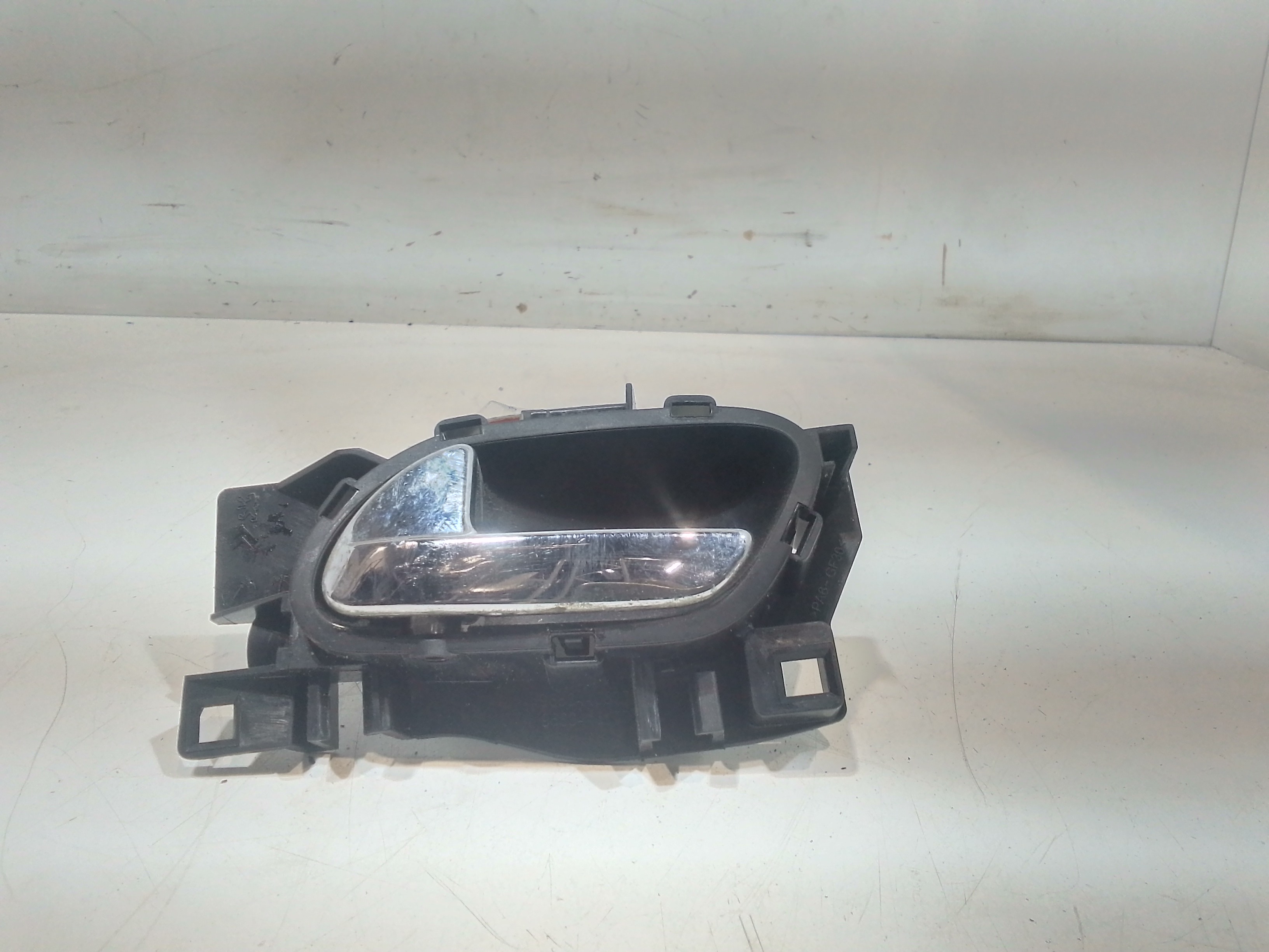 Maniglia Int. Apertura Porta Post. Sinistro 9143T1 Usato