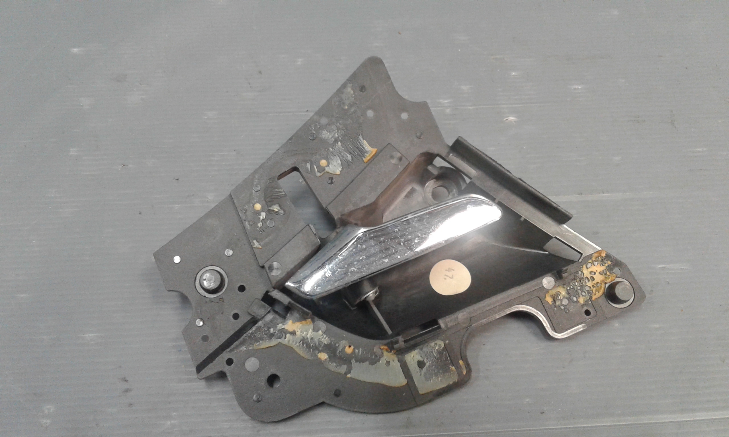 Maniglia Int. Apertura Porta Ant. Destro Usato