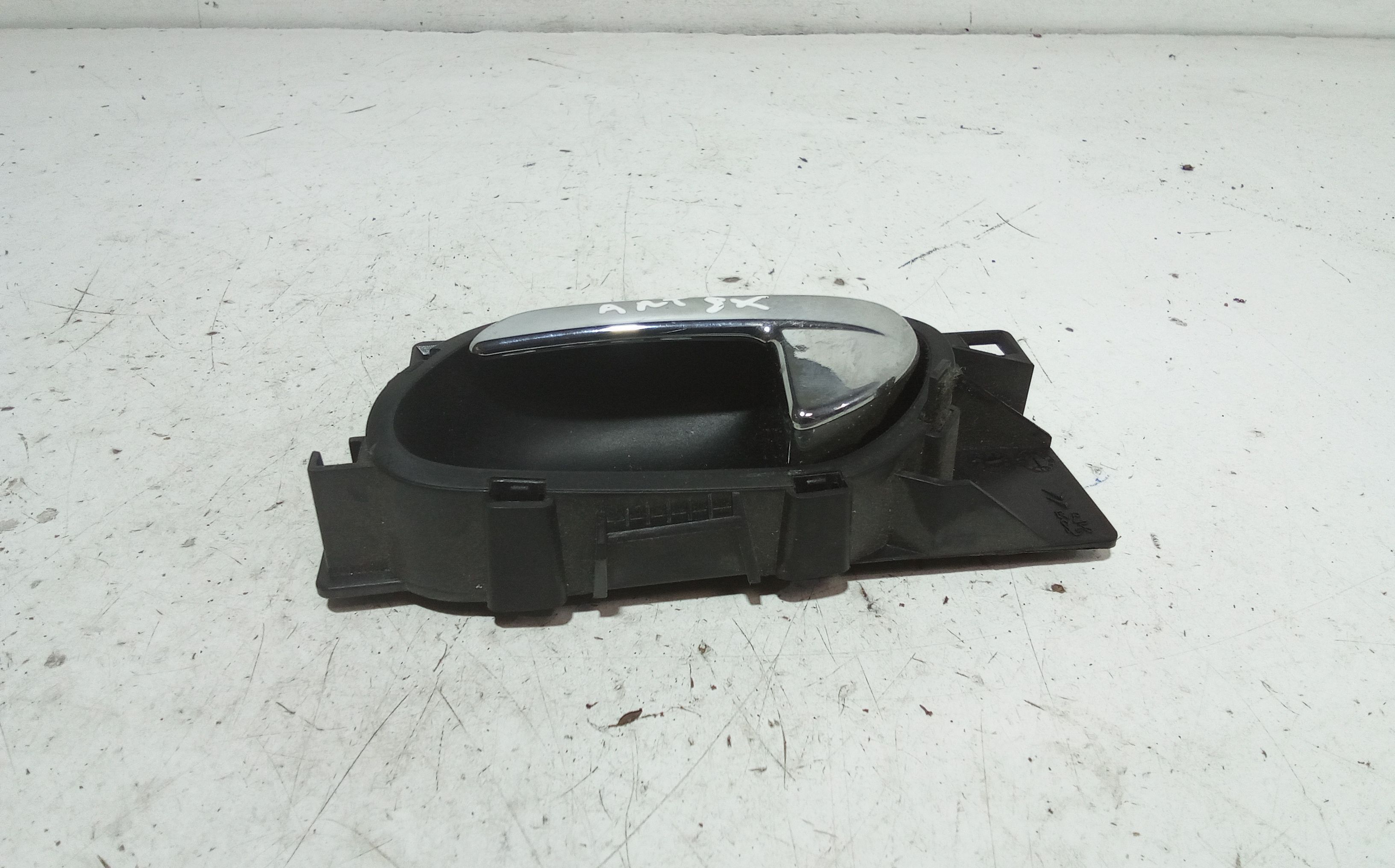 Maniglia Int. Apertura Porta Ant. Sinistro 9143T1 Usato