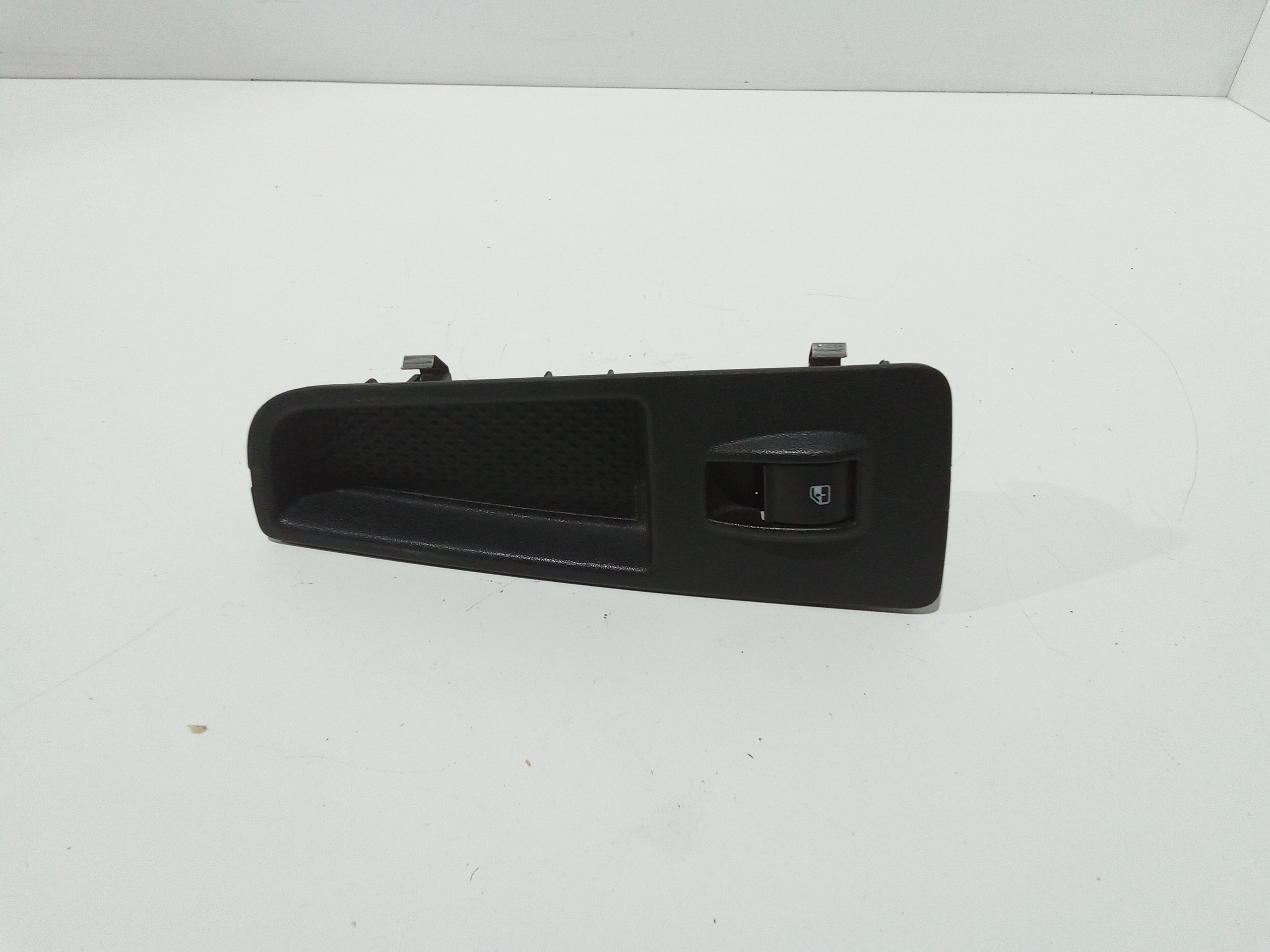 Interruttore Alzacristalli Porta Post. Destro 735474942 Usato