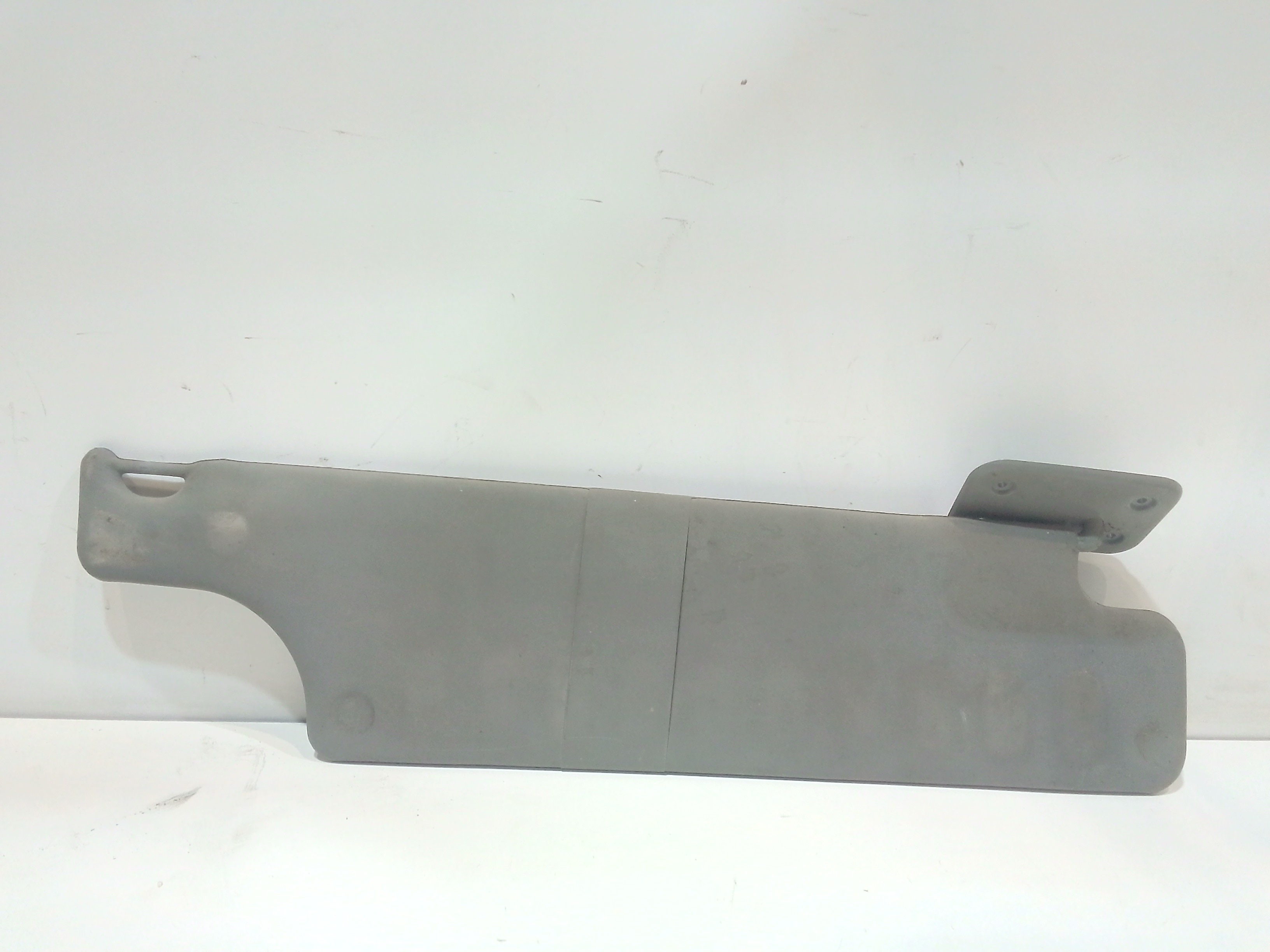 Aletta Parasole Parabrezza Destro 964003851R Usato