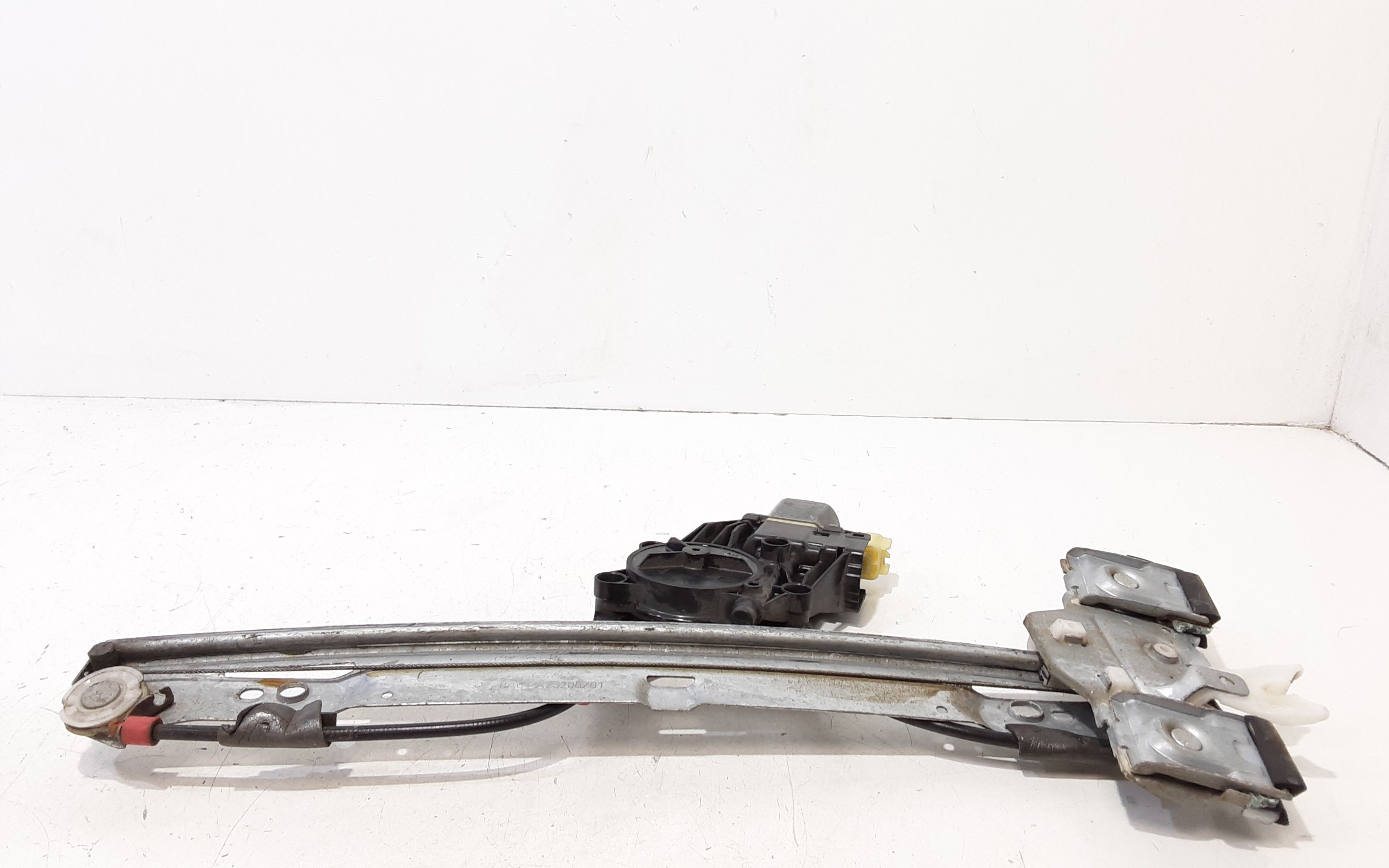 Alzacristallo Porta Ant. Destro Usato