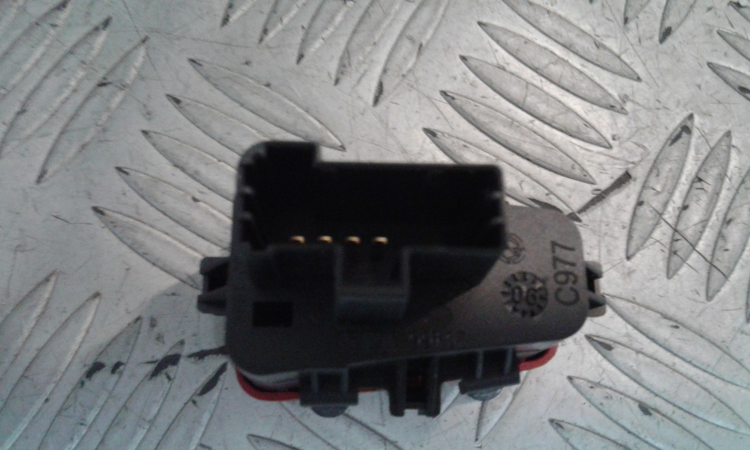 Interruttore Luci Emergenza 735398852 Usato