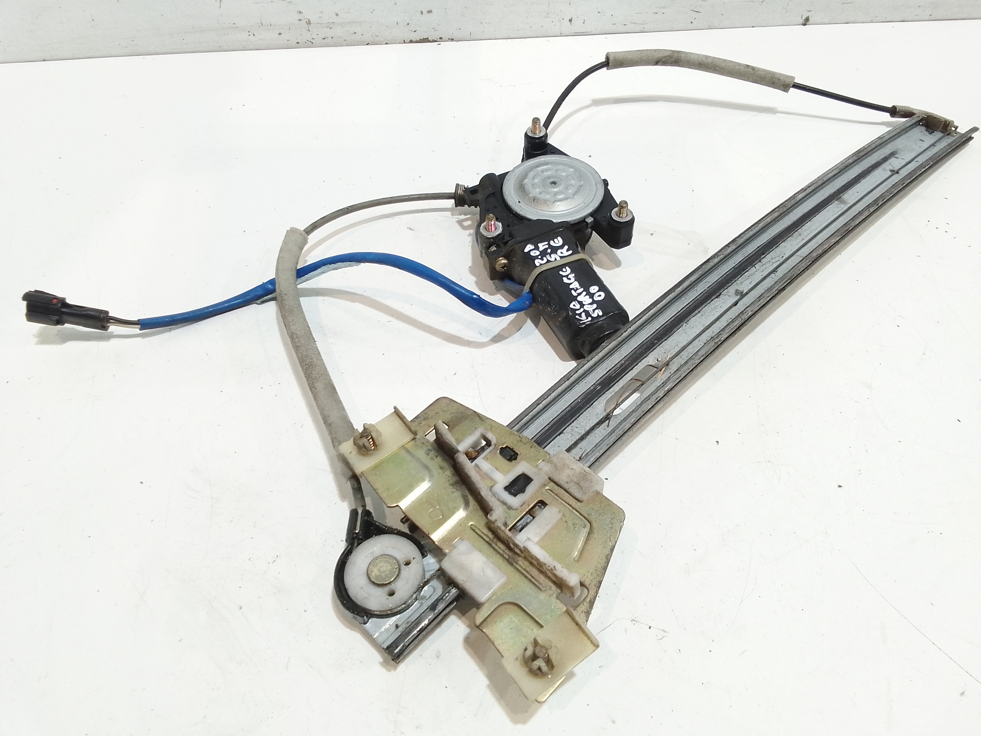 Alzacristallo Porta Ant. Destro Usato