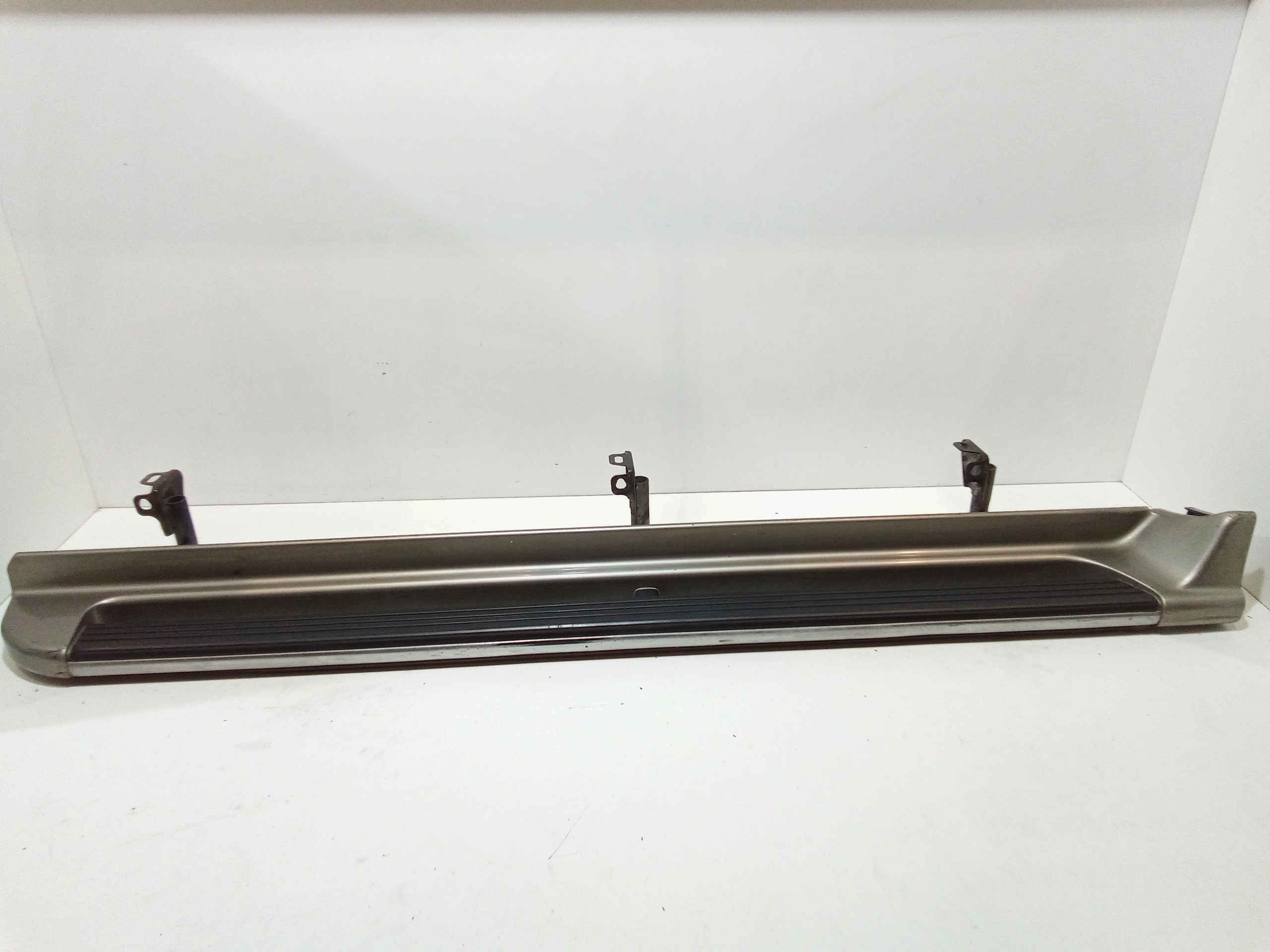 Pedana Lat. Sinistro 7656A089 Usato