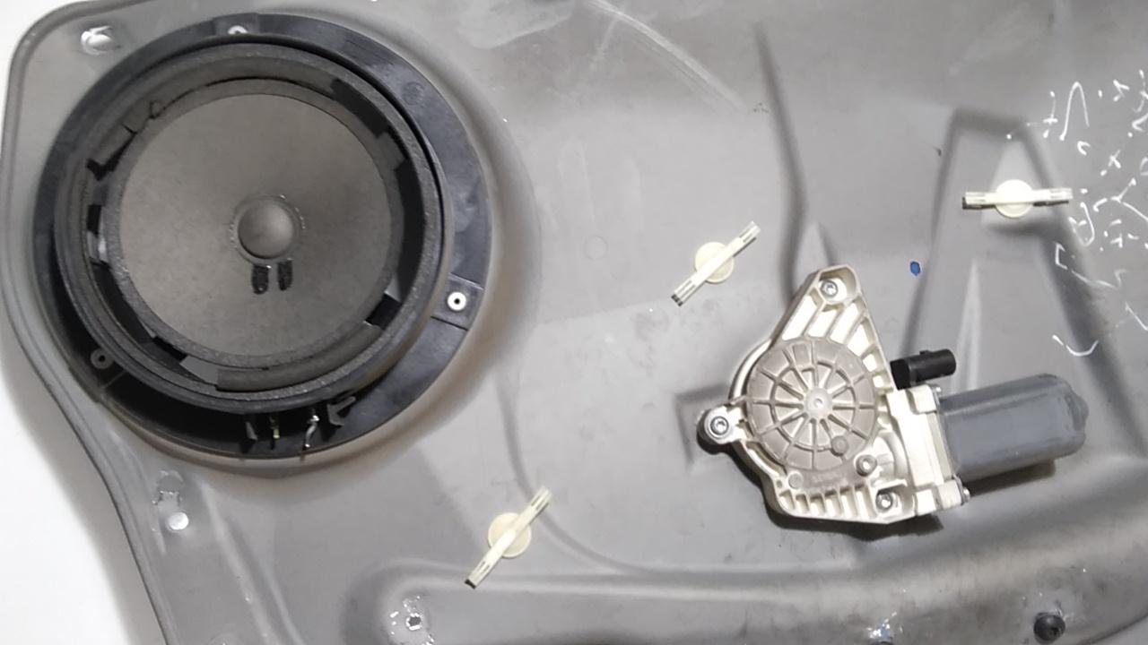 Alzacristallo Porta Ant. Sinistro Usato