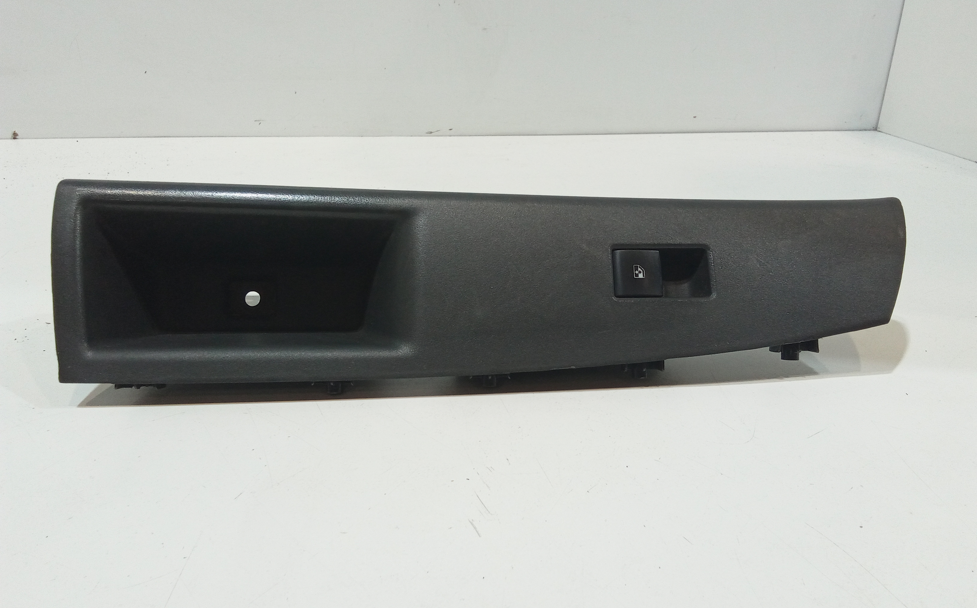 Interruttore Alzacristalli Porta Ant. Destro Usato