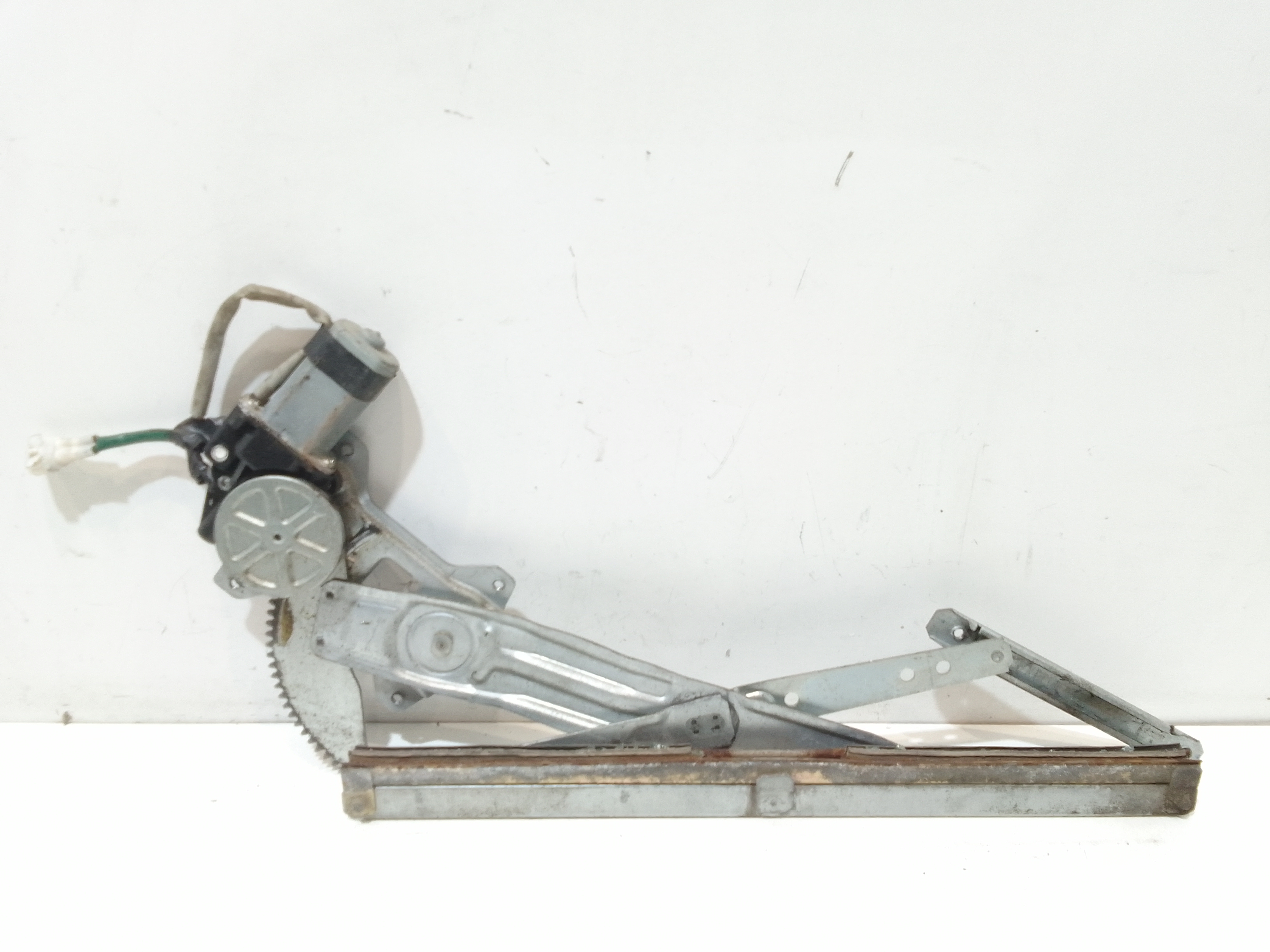 Alzacristallo Porta Ant. Destro Usato