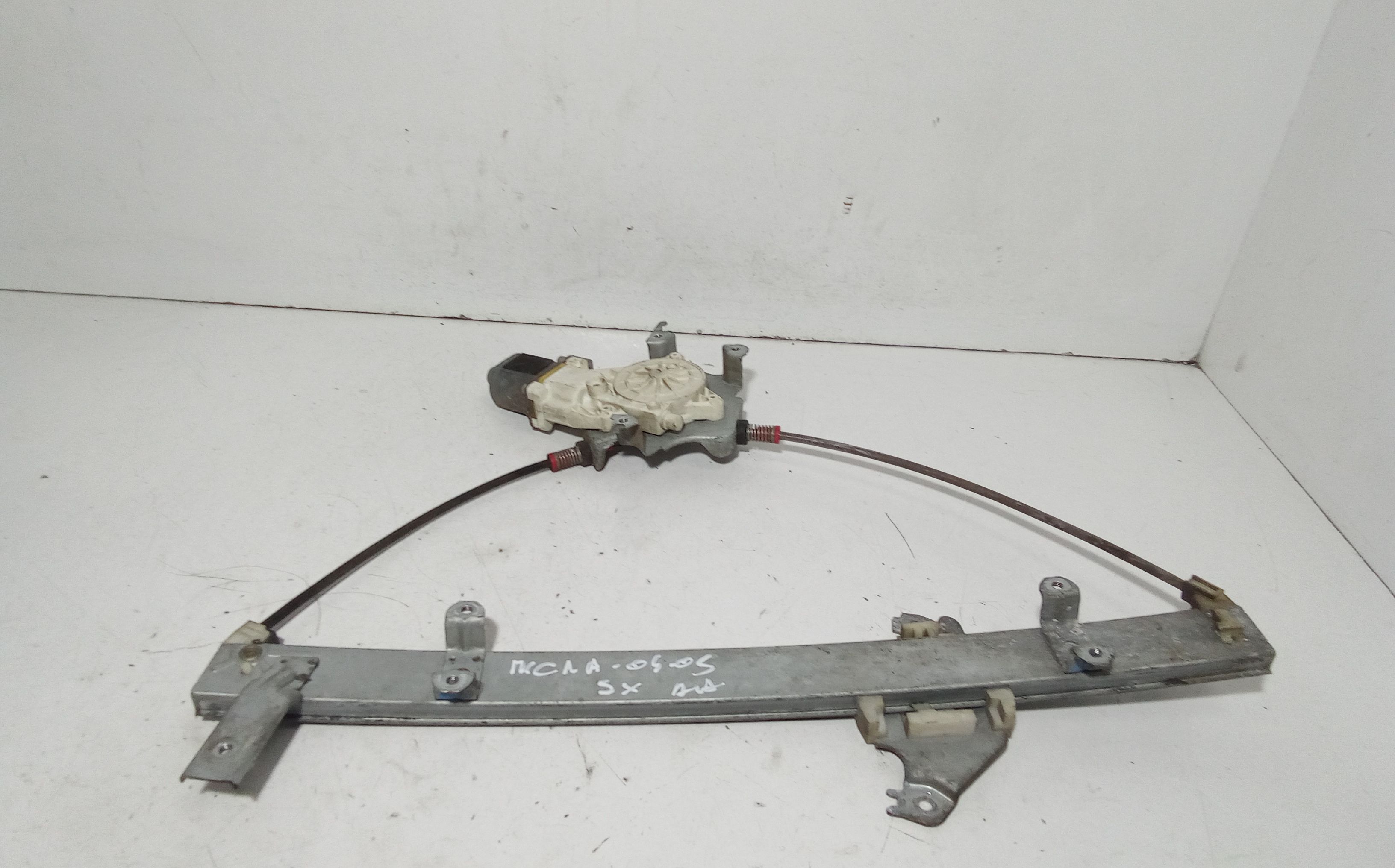 Alzacristallo Porta Ant. Sinistro Usato