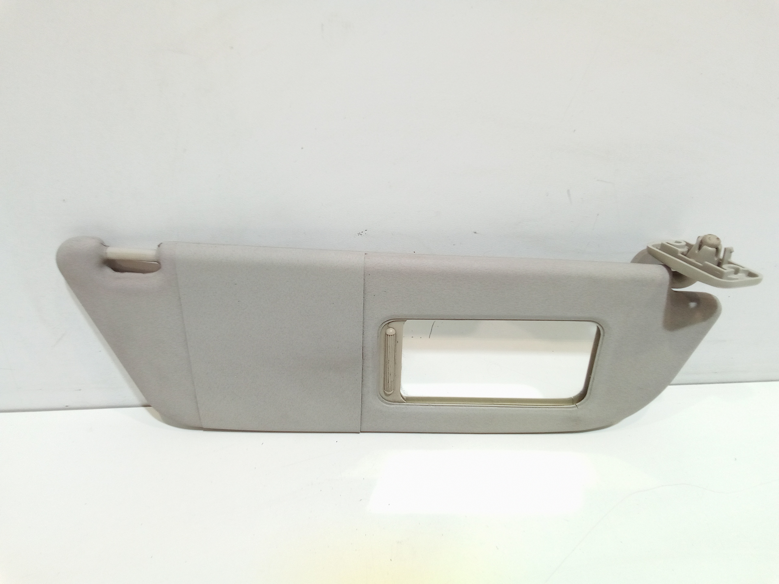 Aletta Parasole Parabrezza Destro 24409344 Usato