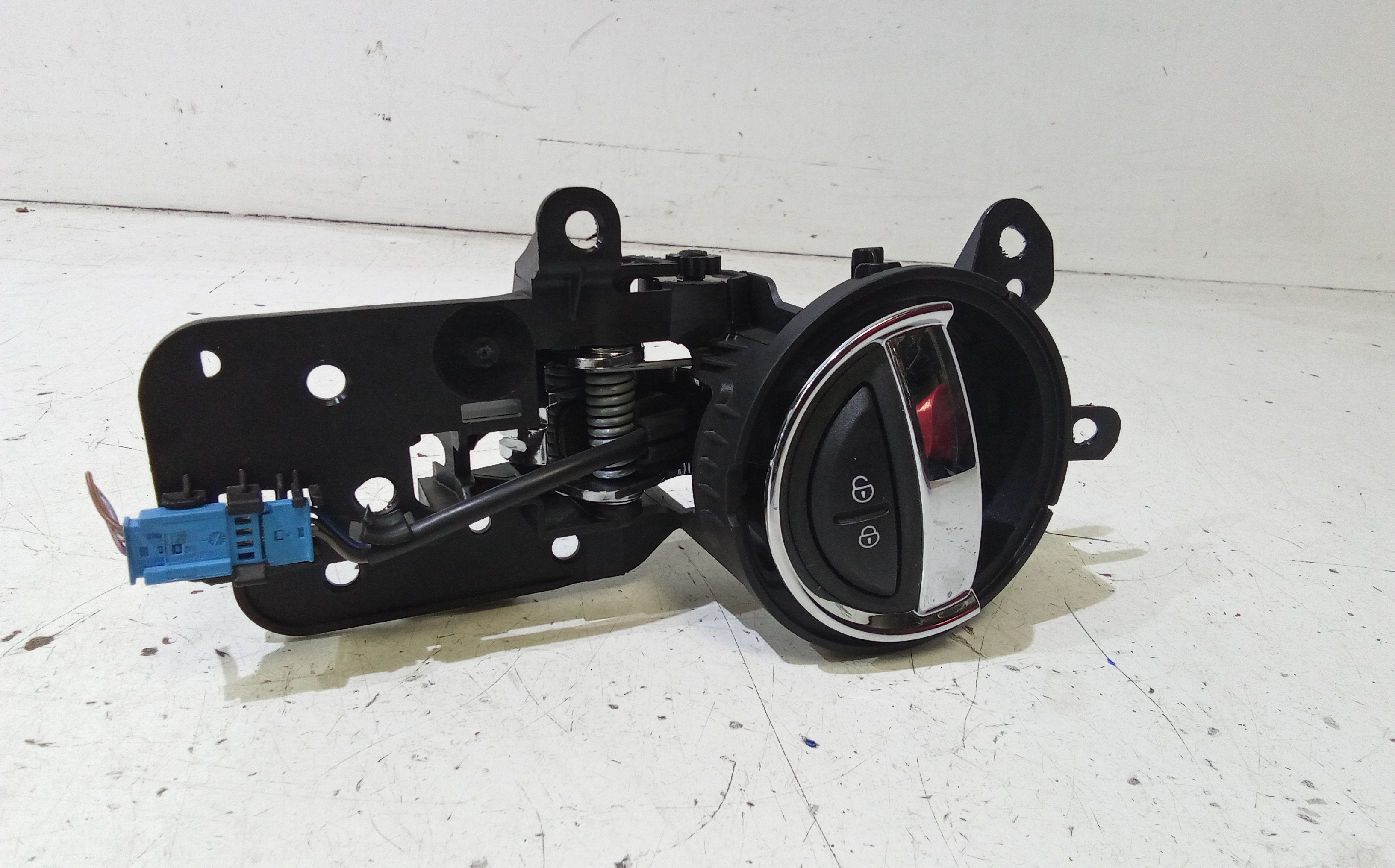 Maniglia Int. Apertura Porta Ant. Sinistro 51219800937 Usato