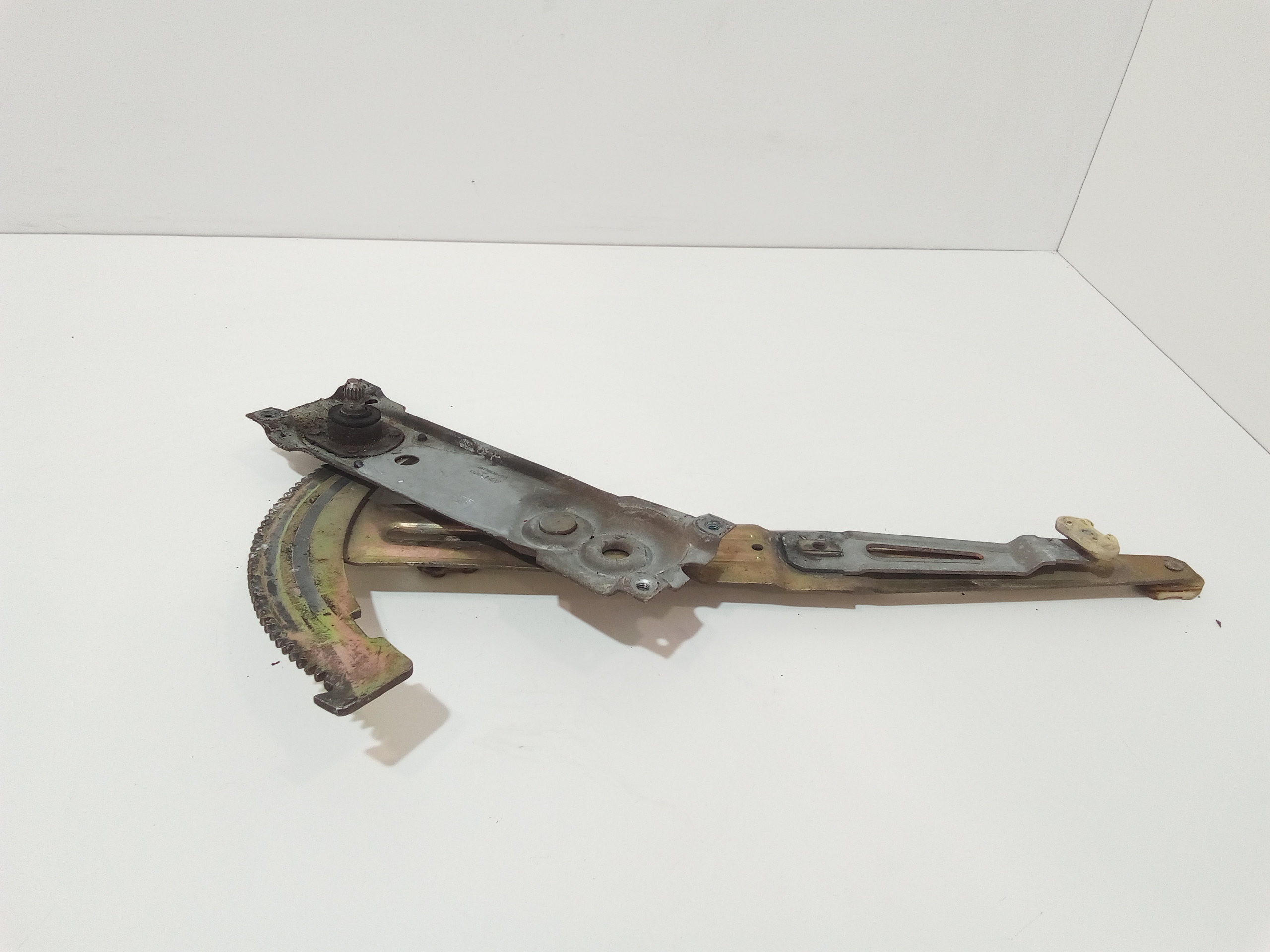 Alzacristallo Porta Ant. Sinistro Usato