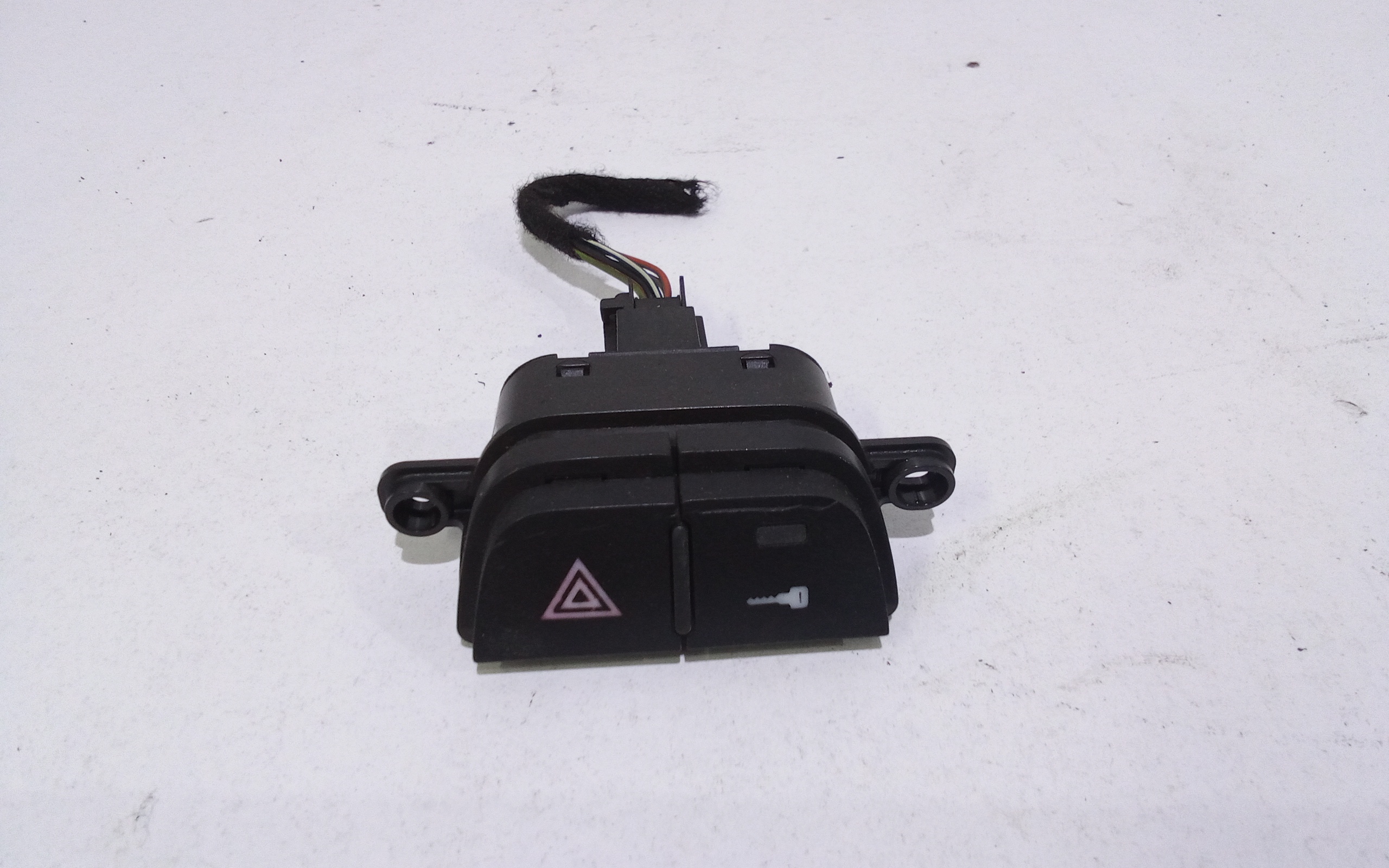 Interruttore Luci Emergenza 156087359 Usato