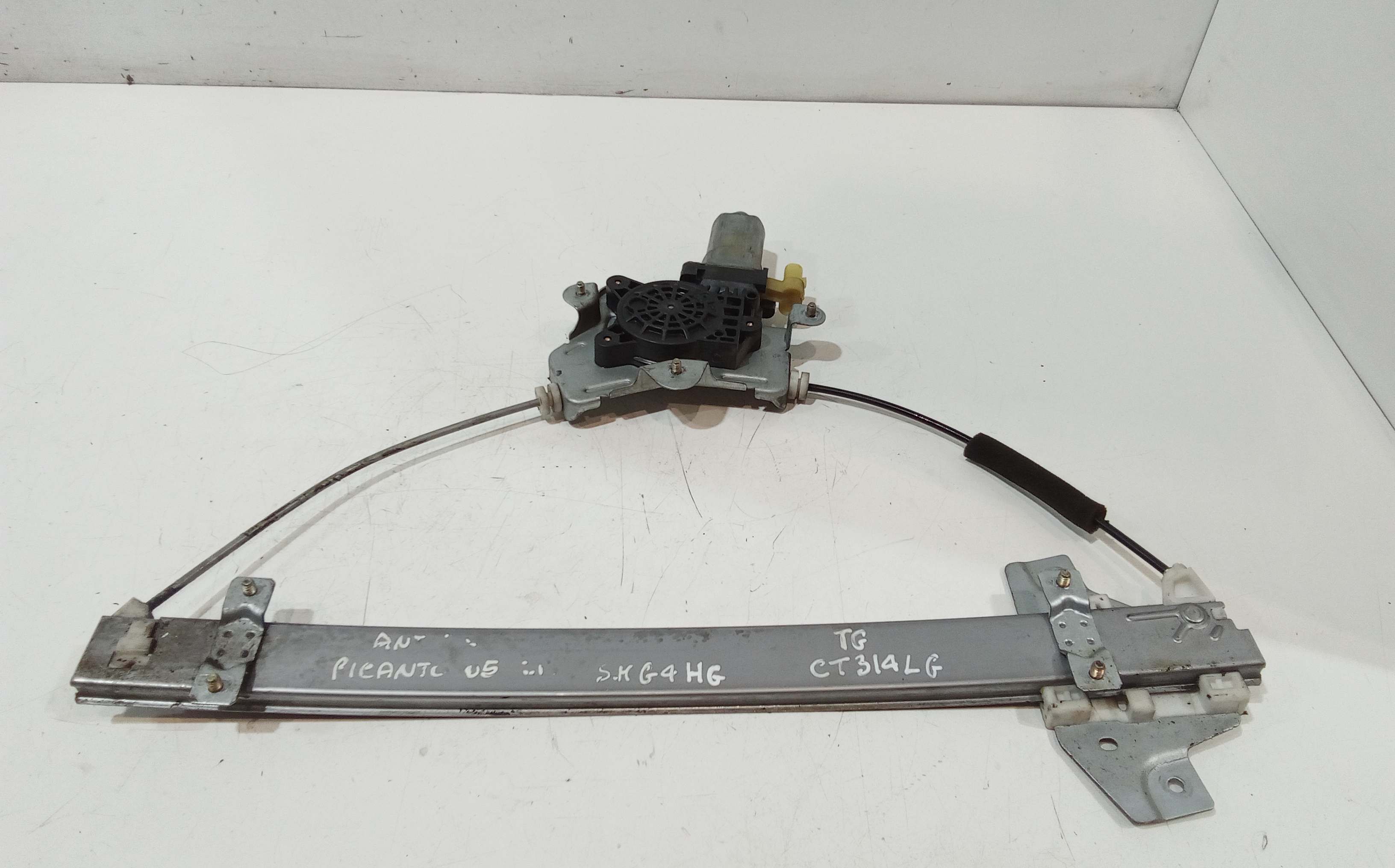 Alzacristallo Porta Ant. Destro 8240207000 Usato