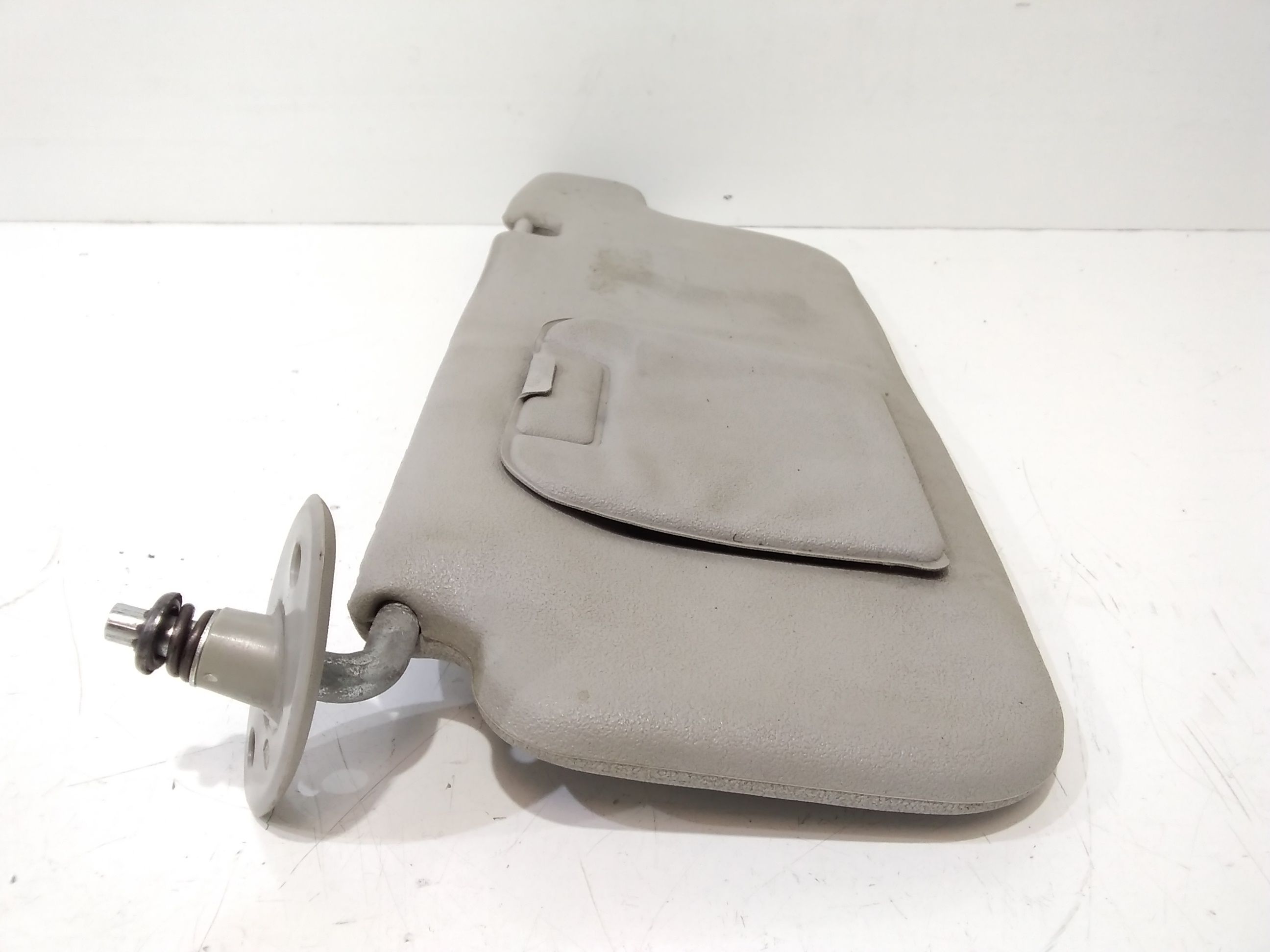 Aletta Parasole Parabrezza Sinistro 7432052311B0 Usato