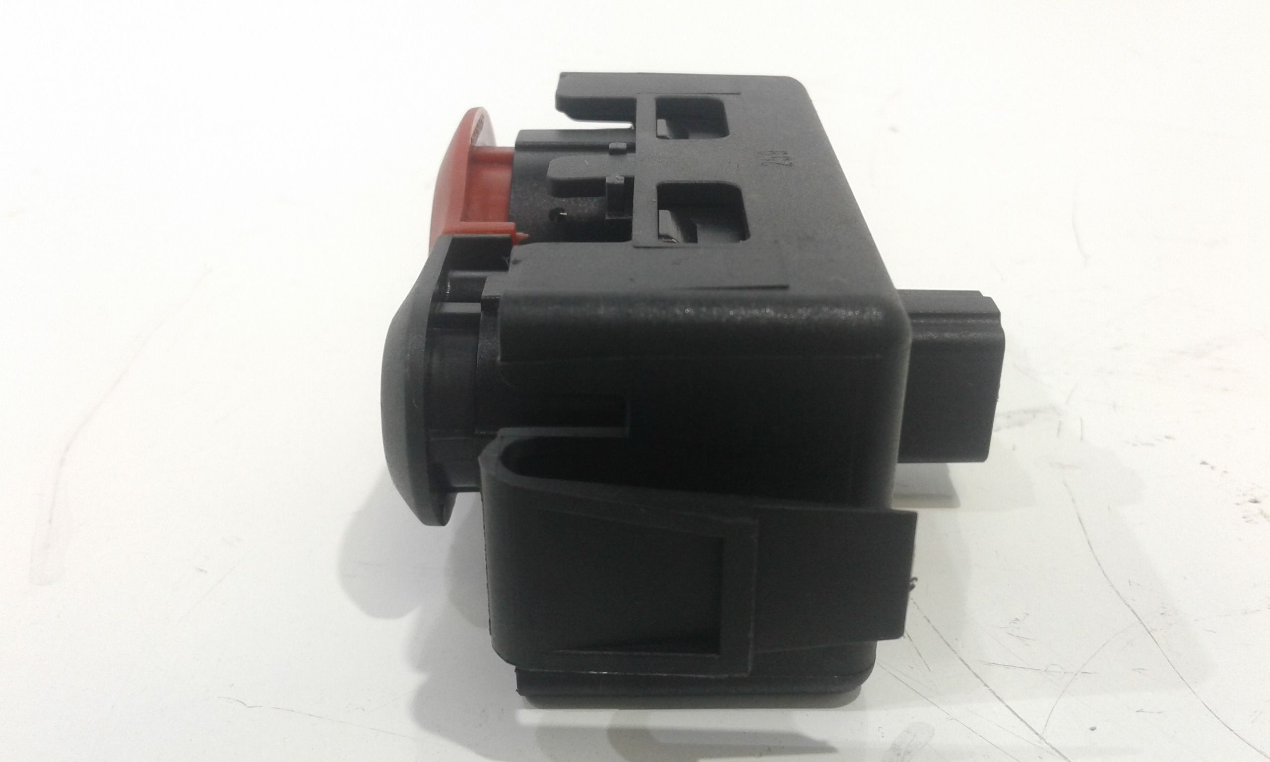 Interruttore Luci Emergenza 252103766R Usato