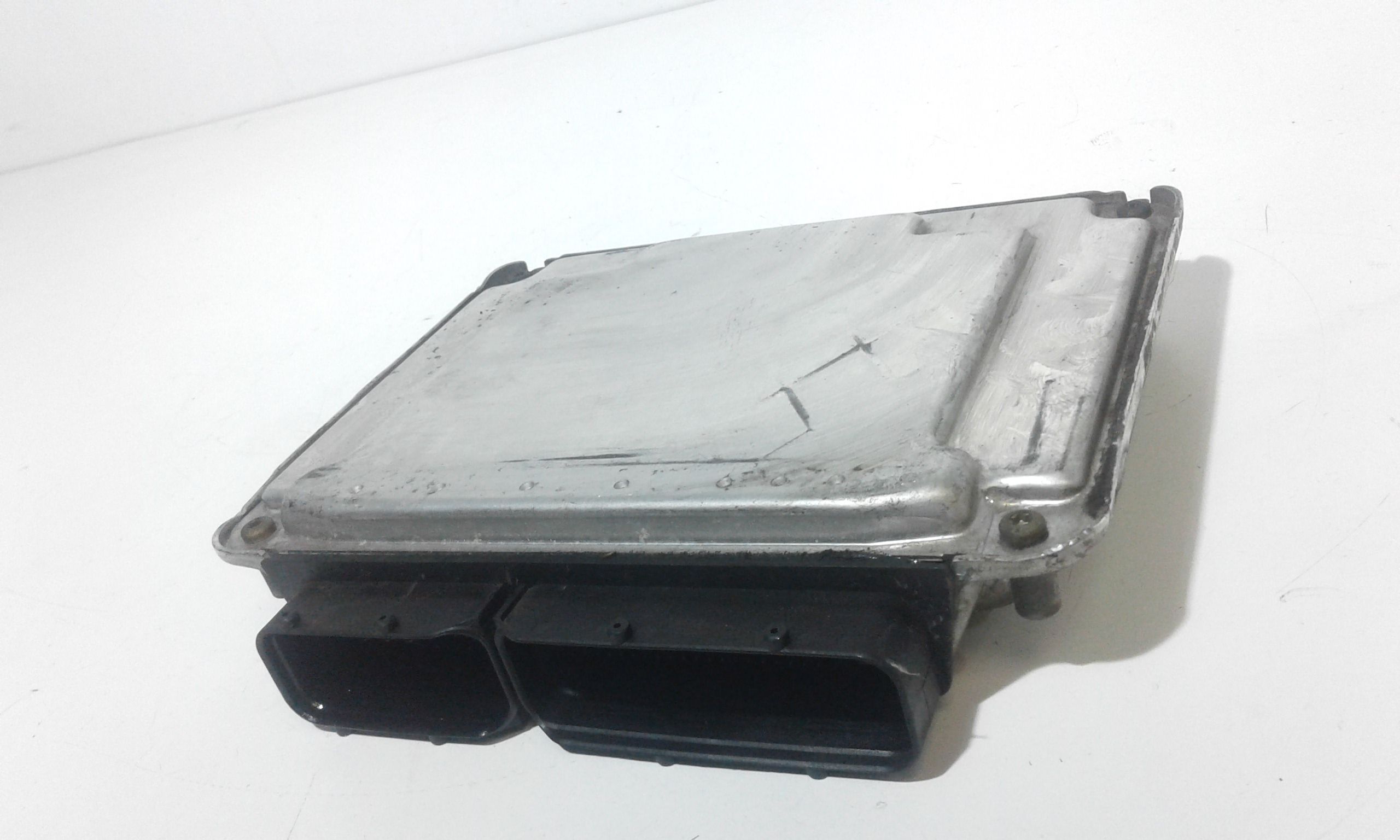 Centralina Iniezione 03E906033R Usato