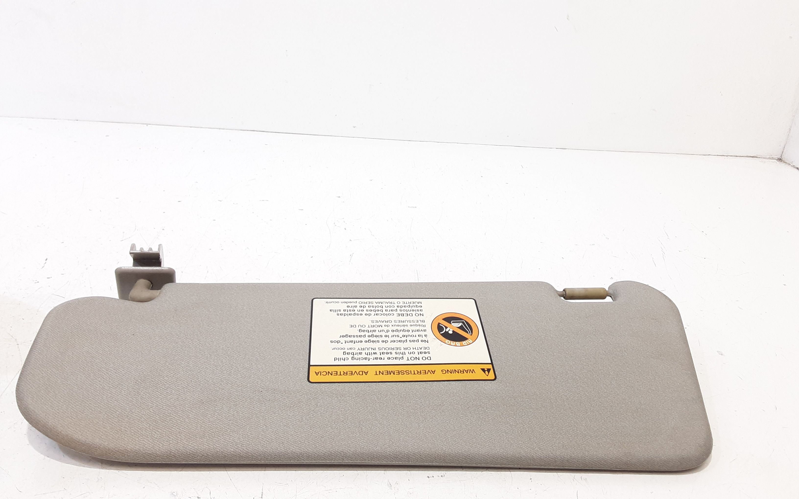 Aletta Parasole Parabrezza Destro 96650100 Usato