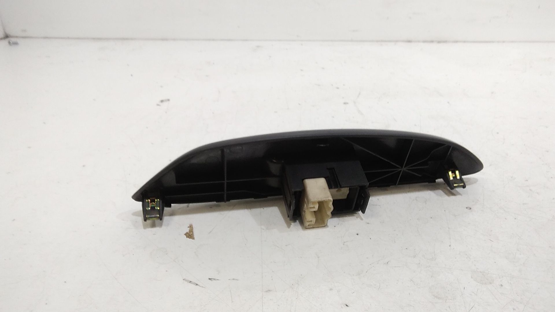 Interruttore Alzacristalli Porta Ant. Destro 848100D010 Usato