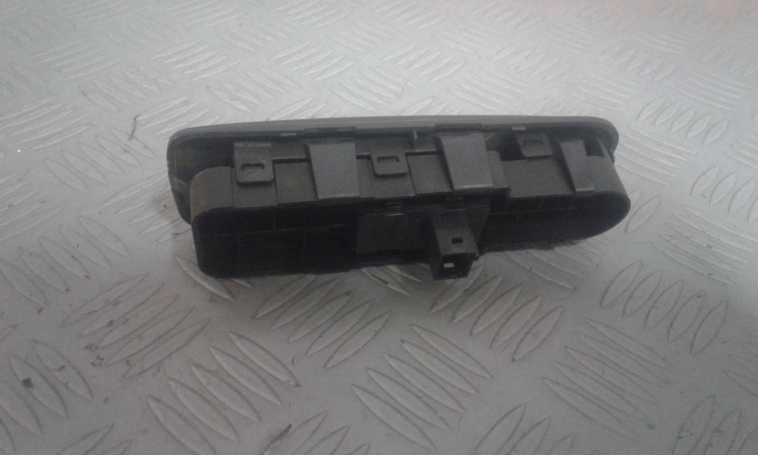 Interruttore Alzacristalli Porta Ant. Destro Usato