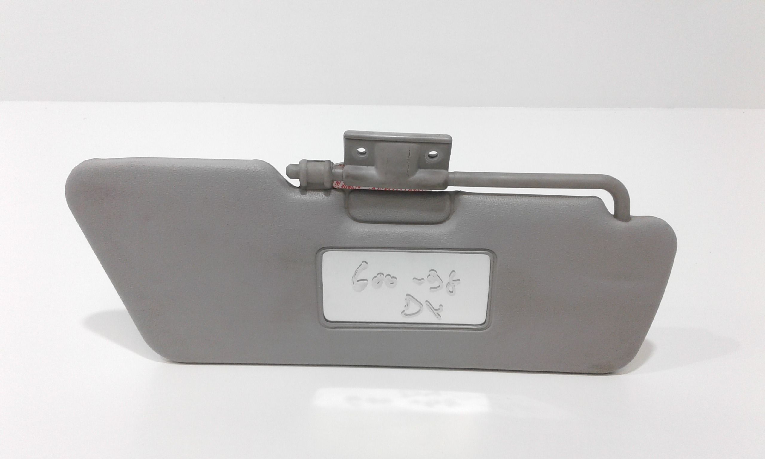 Aletta Parasole Parabrezza Destro 735244339 Usato